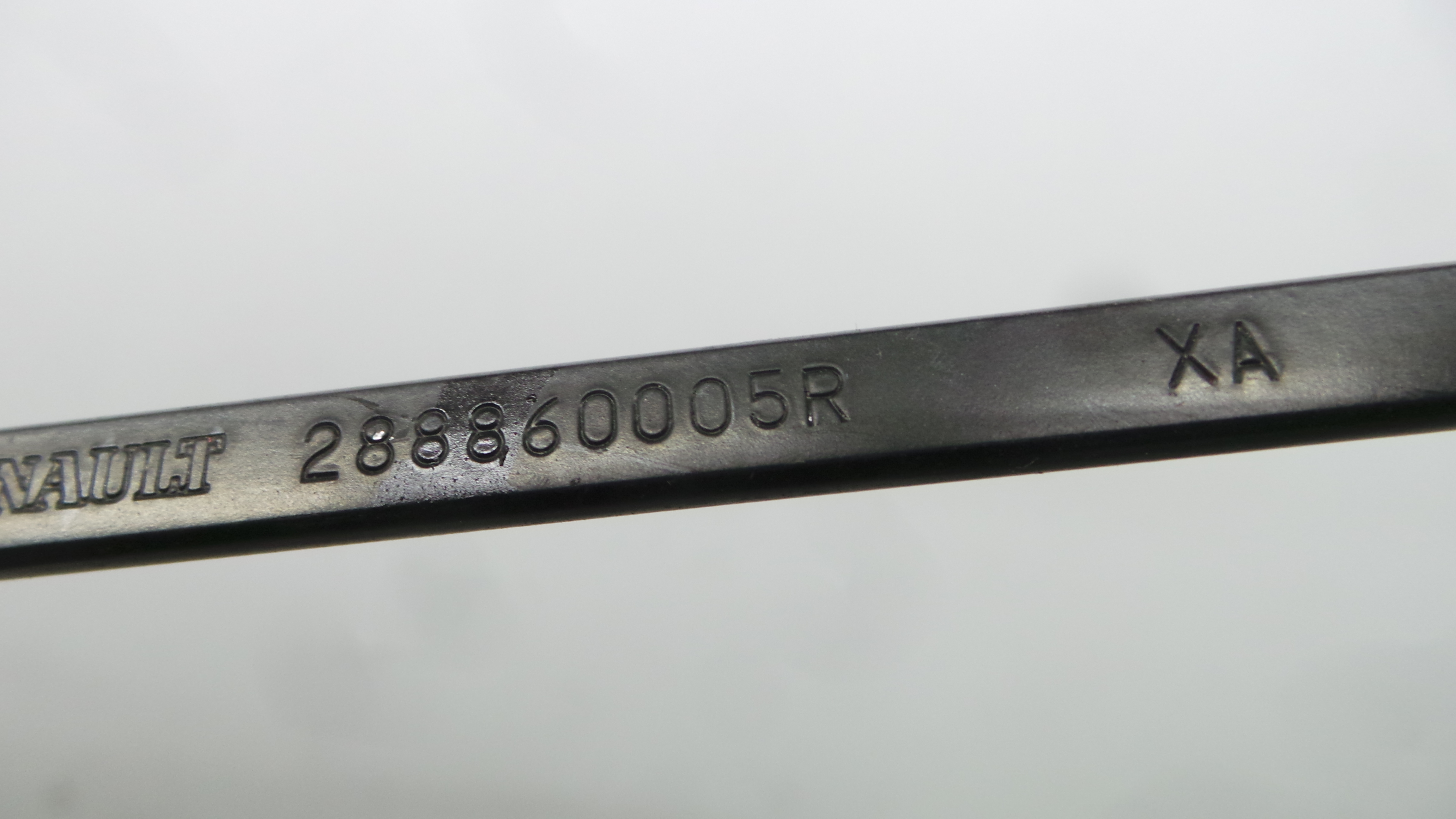 Braço Direito Limpa Para brisas 288860005R - RENAULT MEGANE III Hatchback (BZ0/1_, B3_)-38414600