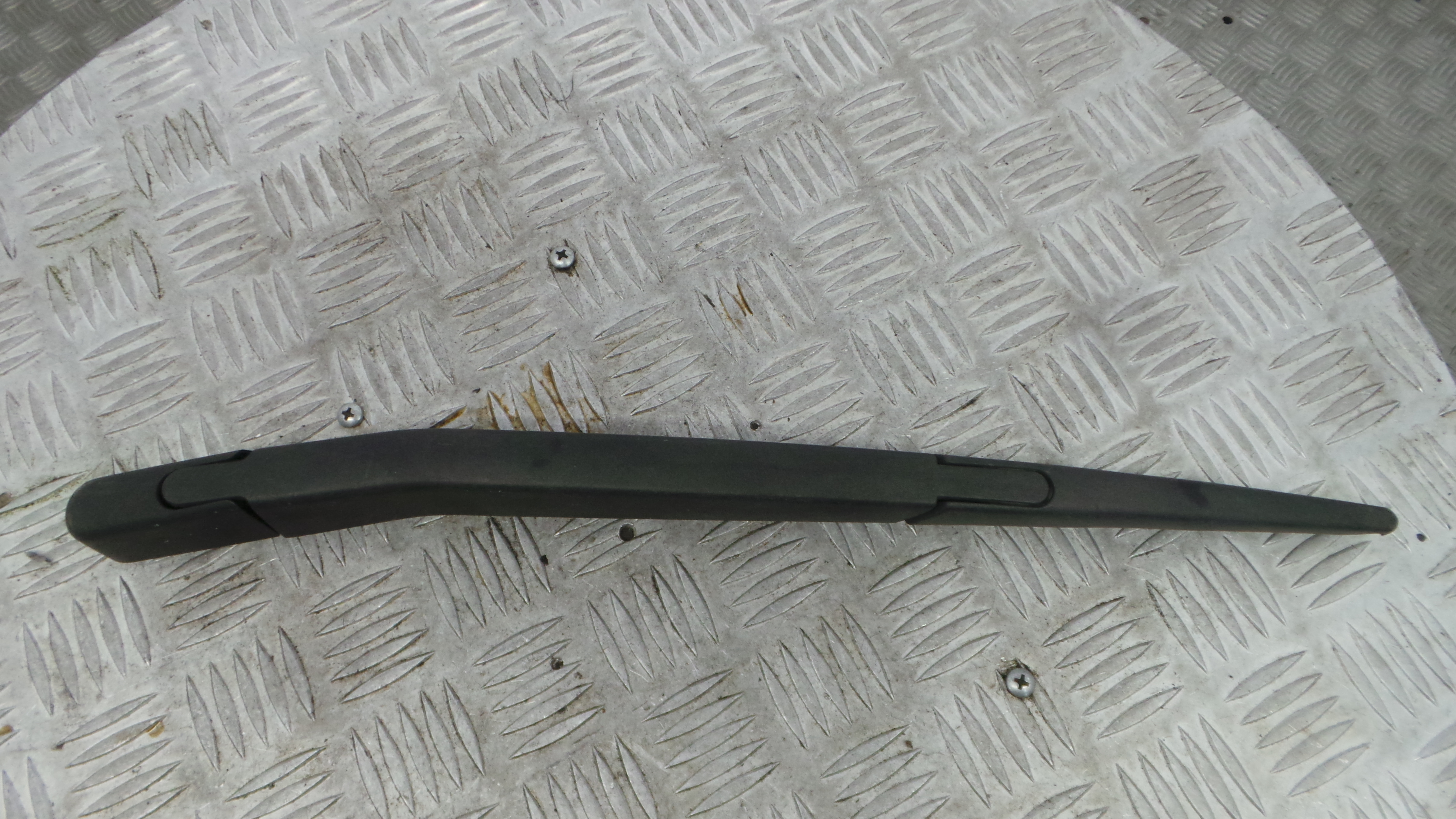 Braço Traseiro Para Brisas 55701469 - OPEL CORSA D (S07)-38414663