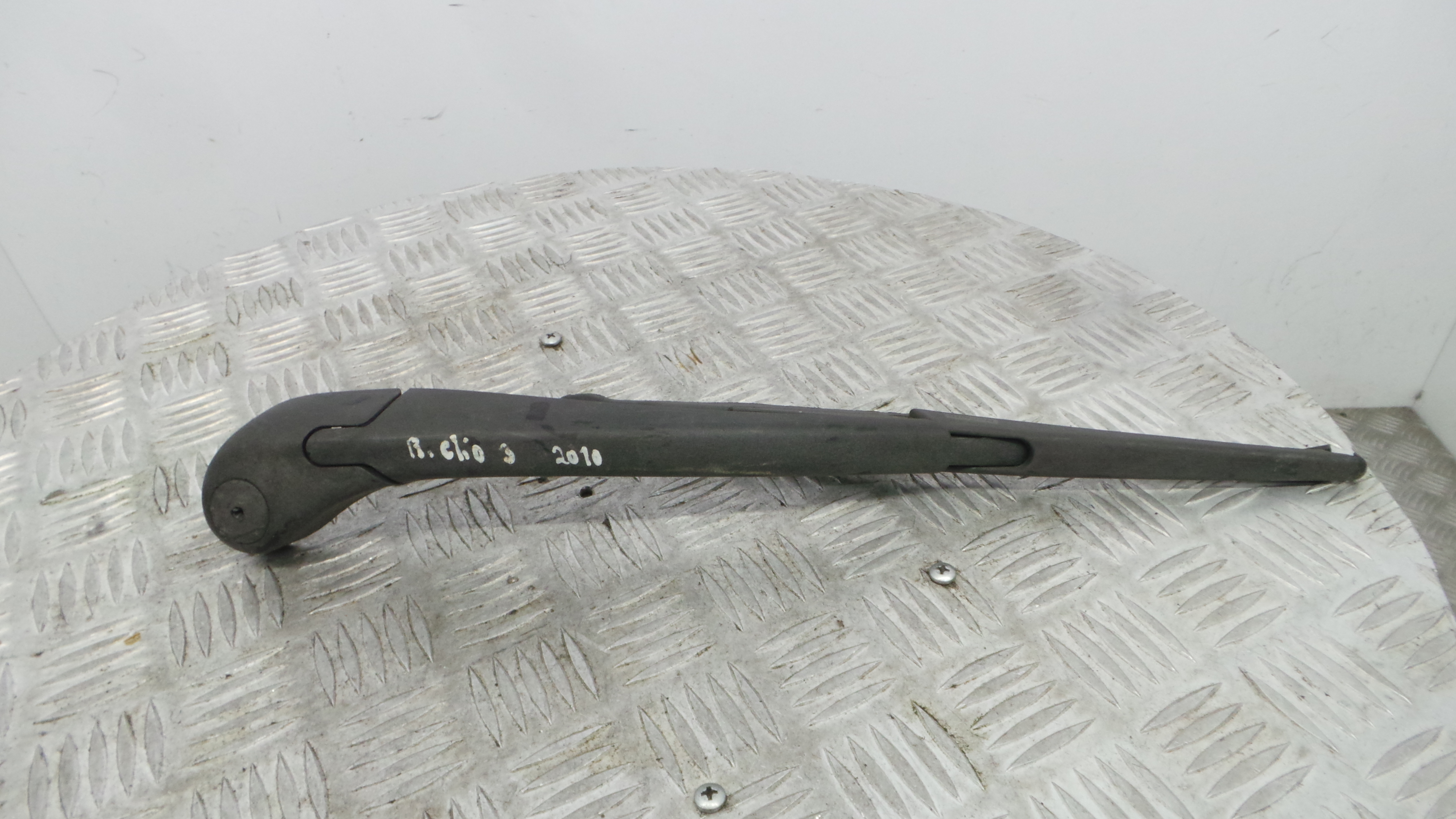 Braço Traseiro Para Brisas 8200213059 - RENAULT CLIO III (BR0/1, CR0/1)-38414737