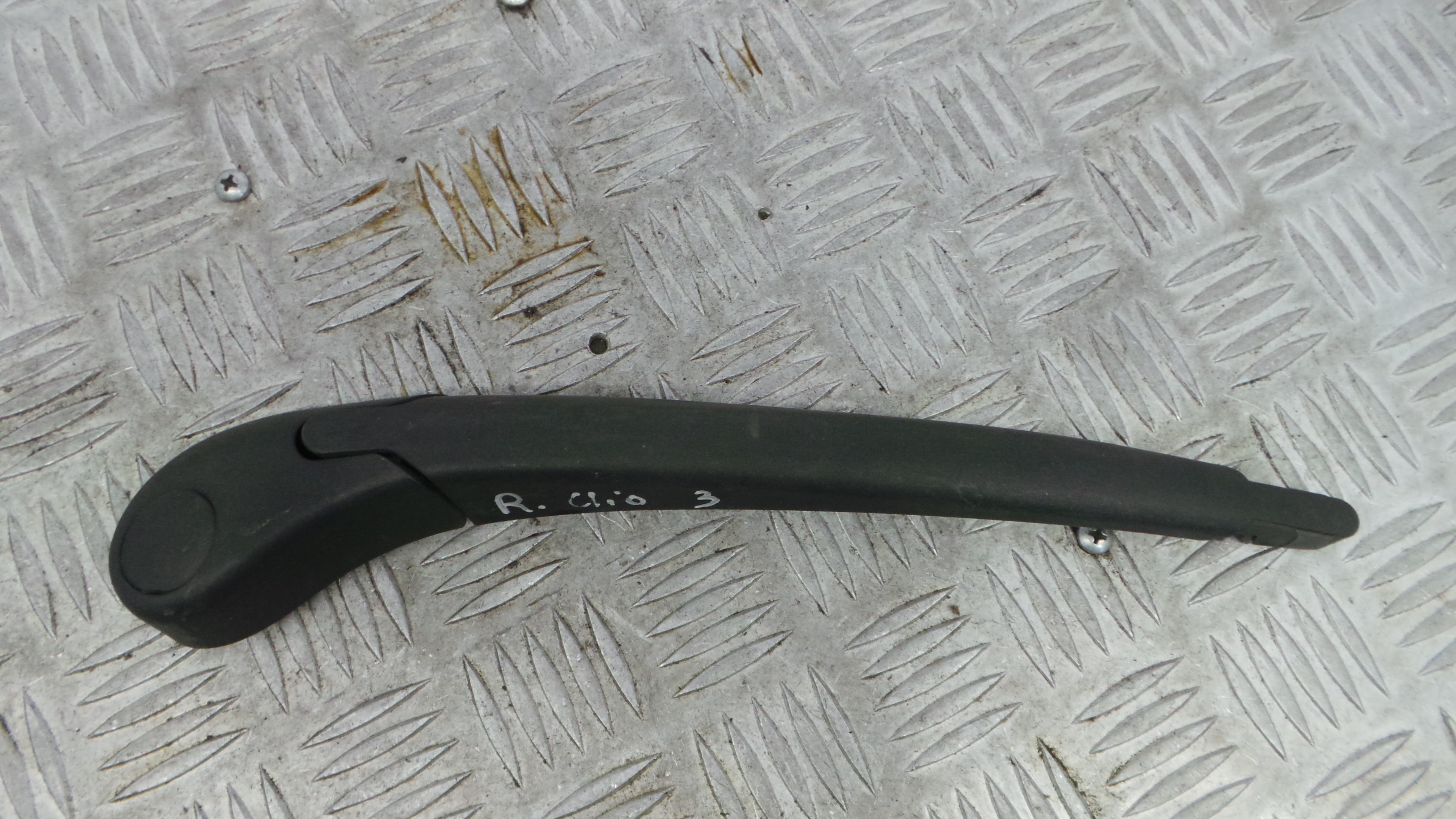 Braço Traseiro Para Brisas 8200213059 - RENAULT CLIO III (BR0/1, CR0/1)-38414743