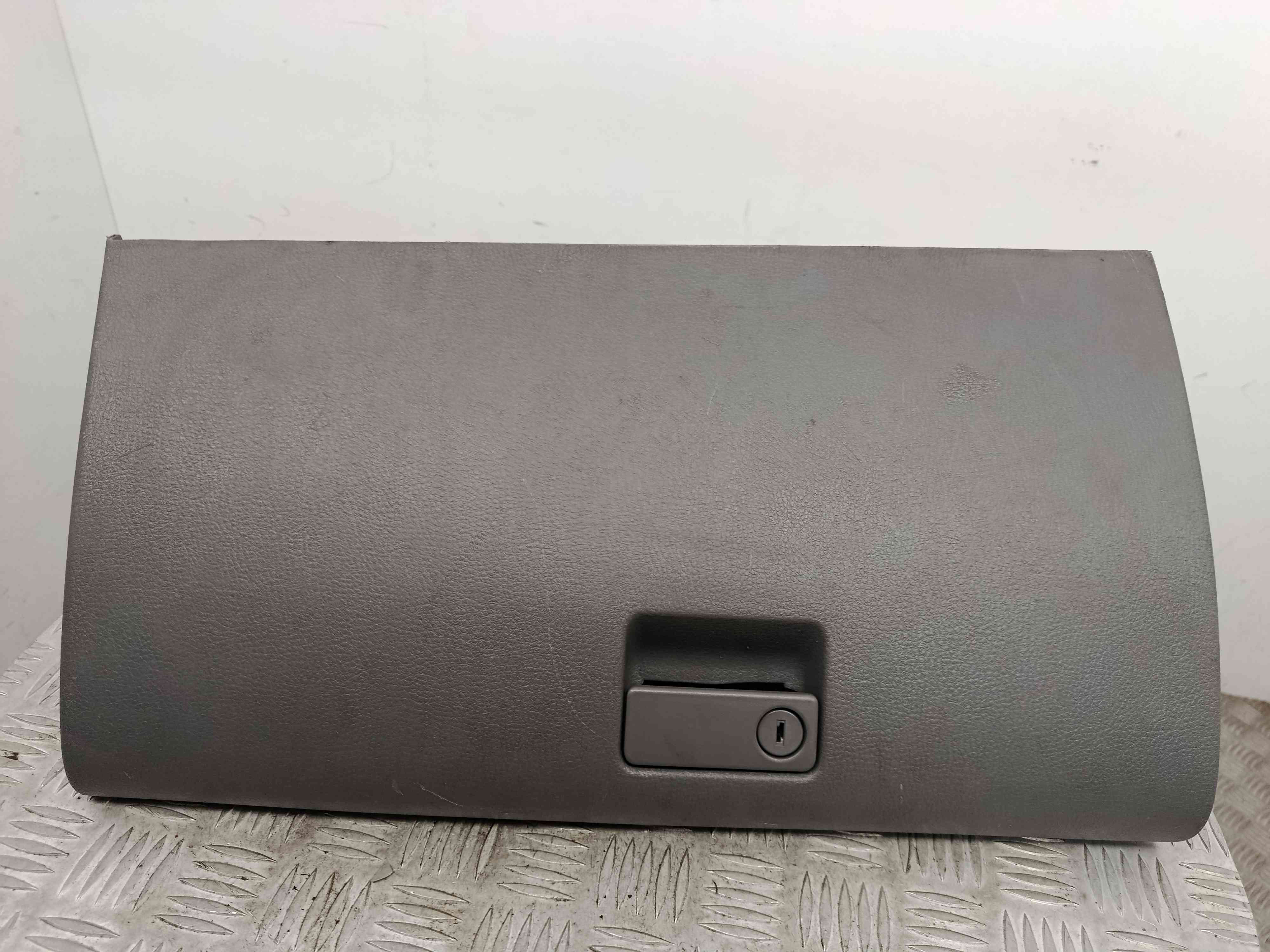 Porta Luvas  GJ6A64161 - MAZDA 6 Station Wagon (GY)-38429924