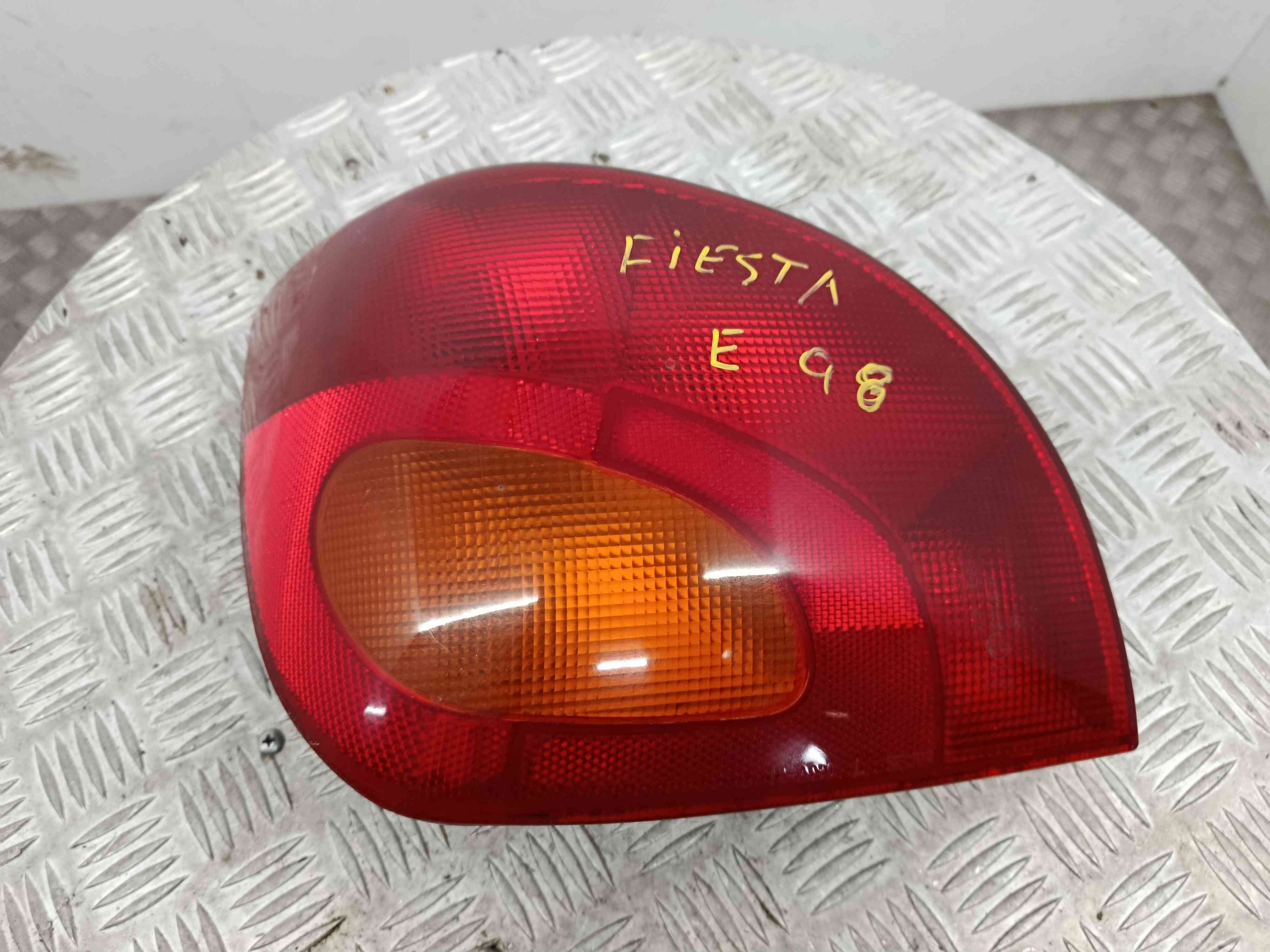 Farolim Stop Esq 11A030L - FORD FIESTA IV (JA_, JB_), FIESTA Mk IV (JA_, JB_)-38443492 Farolim Stop Esq 11A030L - FORD FIESTA IV (JA_, JB_), FIESTA Mk IV (JA_, JB_)-38443492