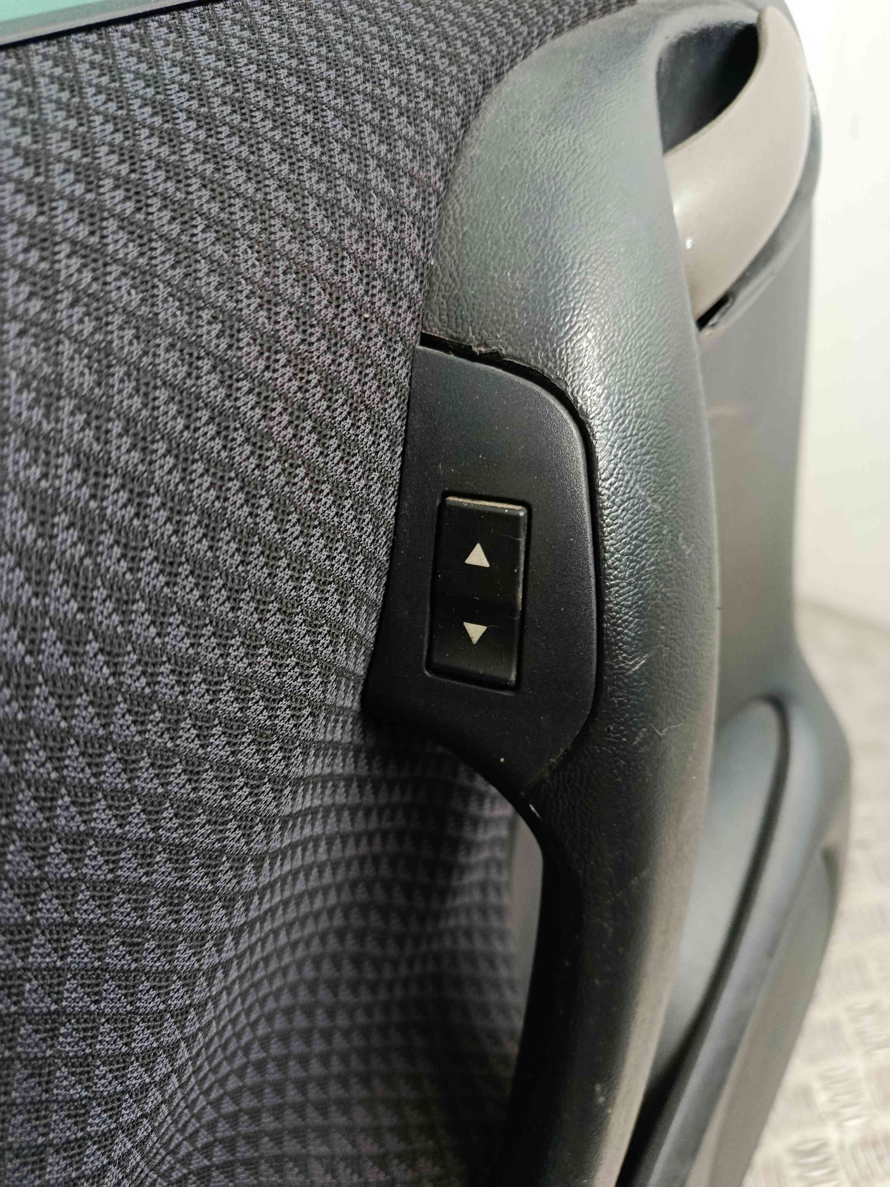 Interruptor / Comando Elevador Vidro Trás Esq 735297085 - FIAT STILO Multi Wagon (192_)-38443935