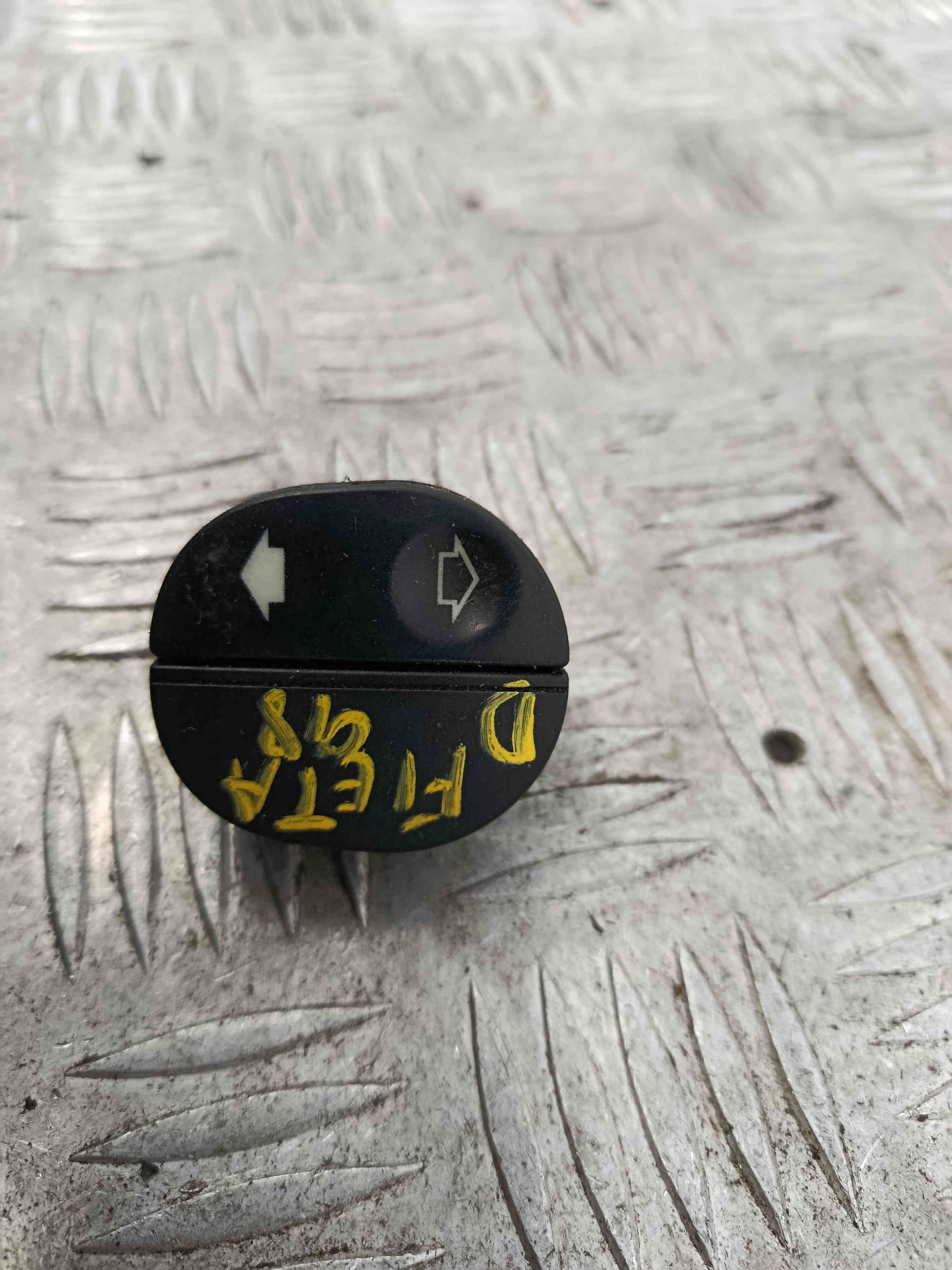 Interruptor / Comando Elevador Vidro Frente Dto  96FG14529AC - FORD FIESTA IV (JA_, JB_), FIESTA Mk -38445109