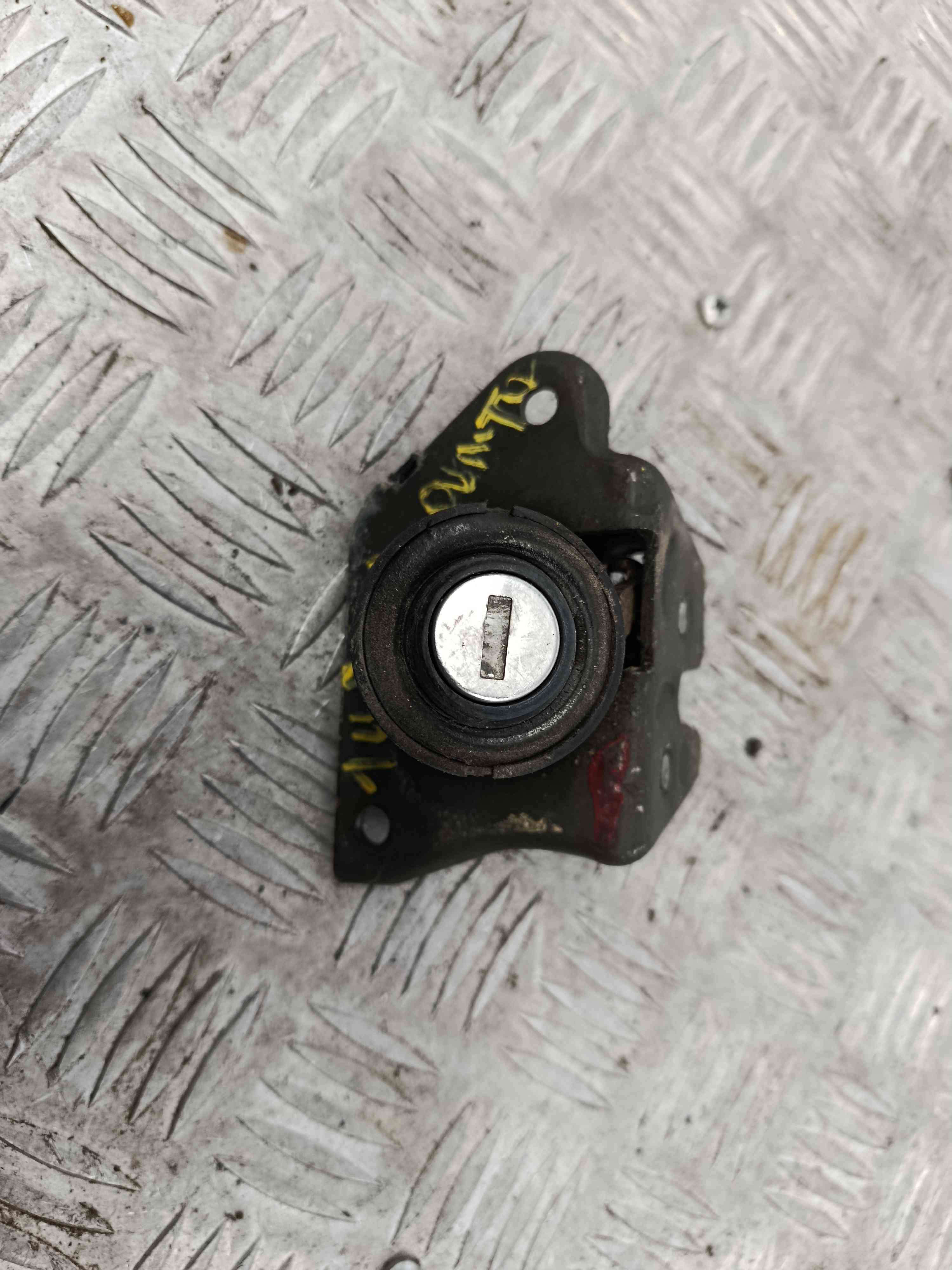 Fecho Mala - FIAT PUNTO (176_)-38445621 Fecho Mala - FIAT PUNTO (176_)-38445621