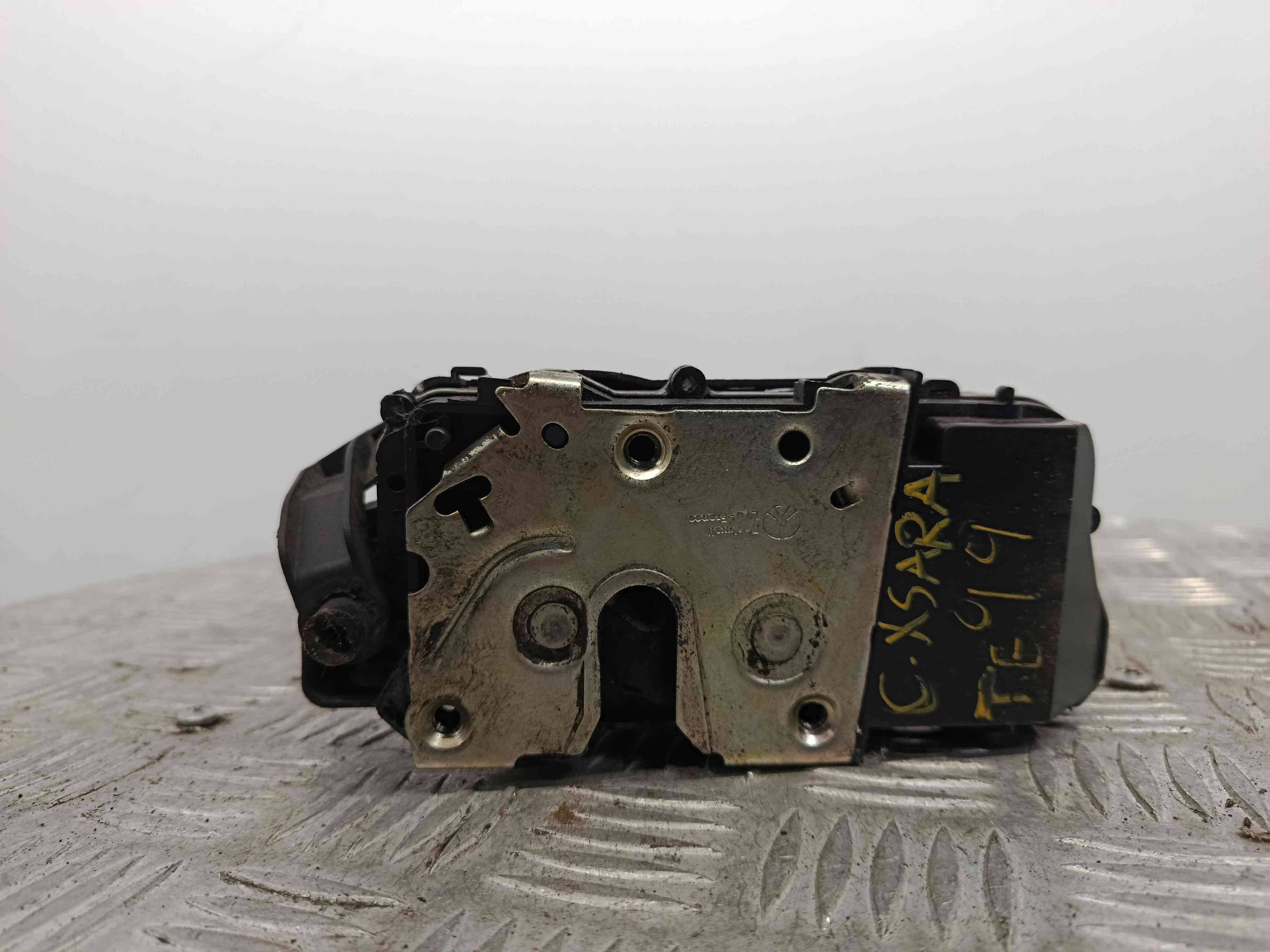 Fecho da Porta Trás Esq 913769 - CITROËN XSARA Break (N2), XSARA Estate (N2)-38463509