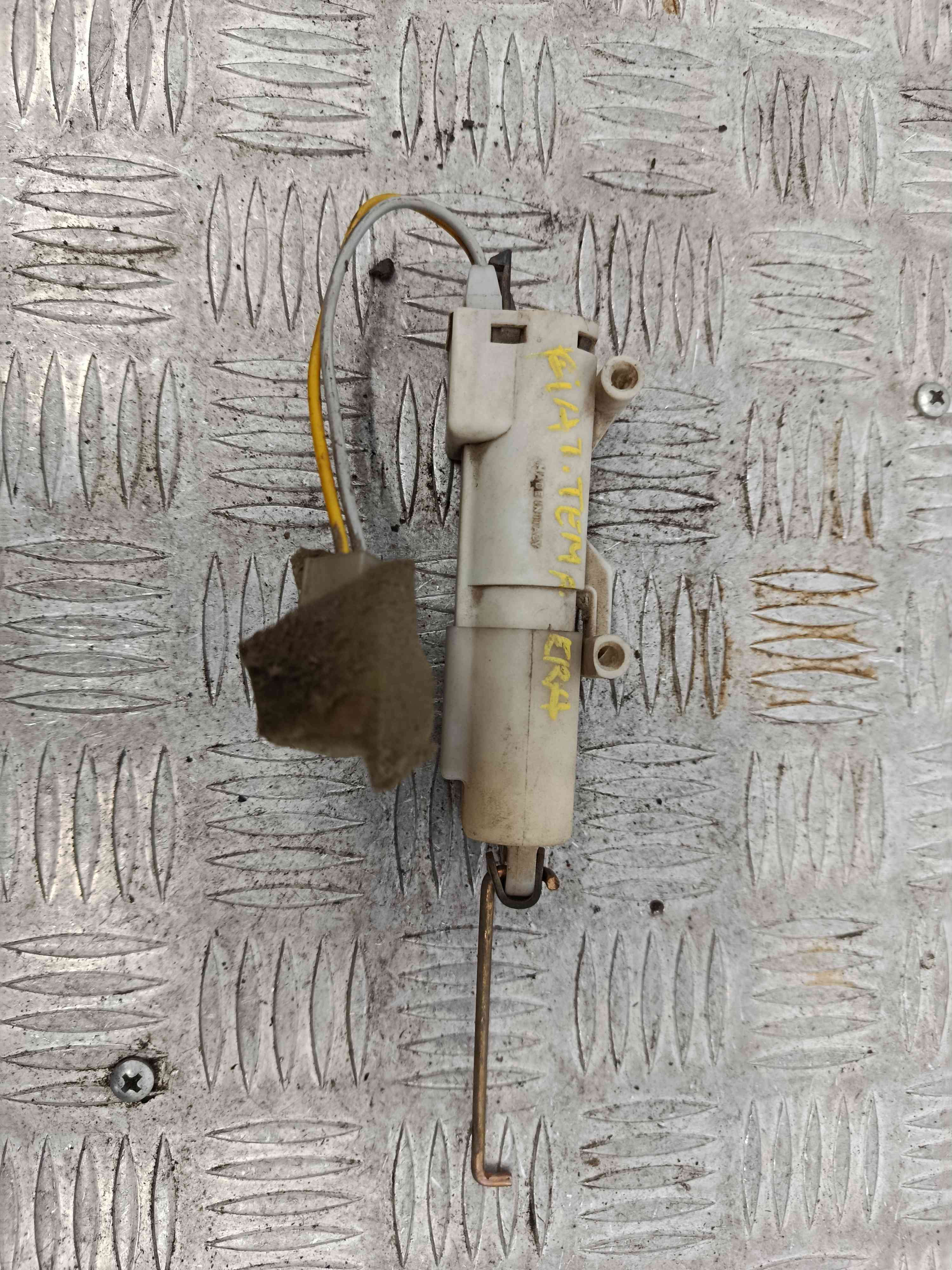 Pistola Fecho Central Mala  - FIAT TEMPRA (159_)-38463630