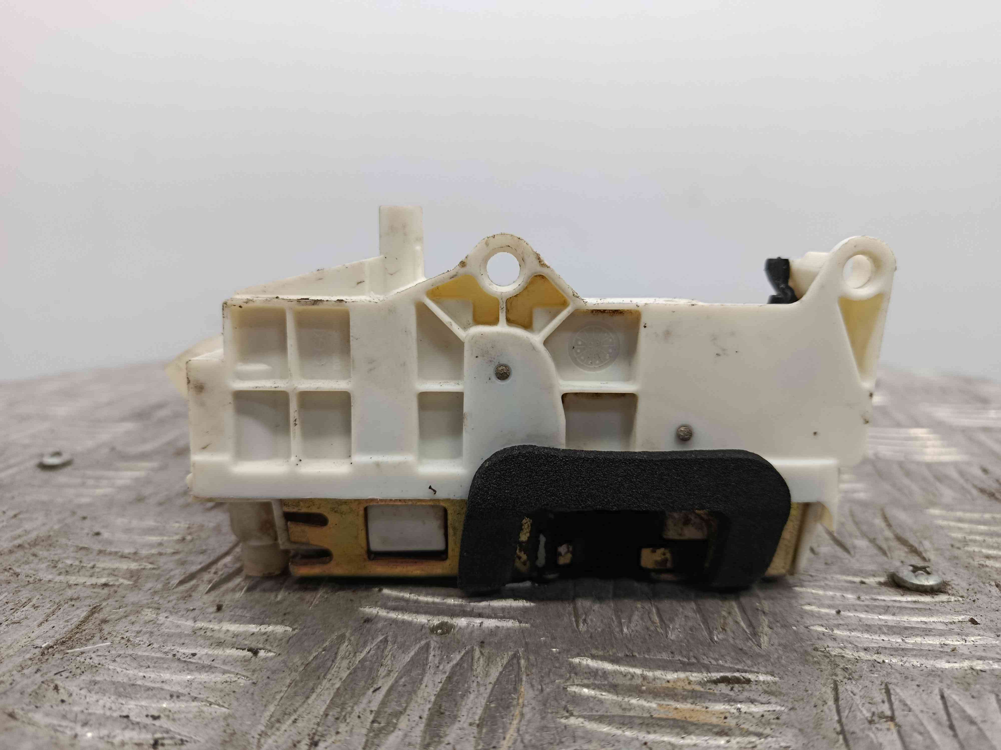 Fecho da Porta Trás Dto  - FIAT TEMPRA (159_)-38463656