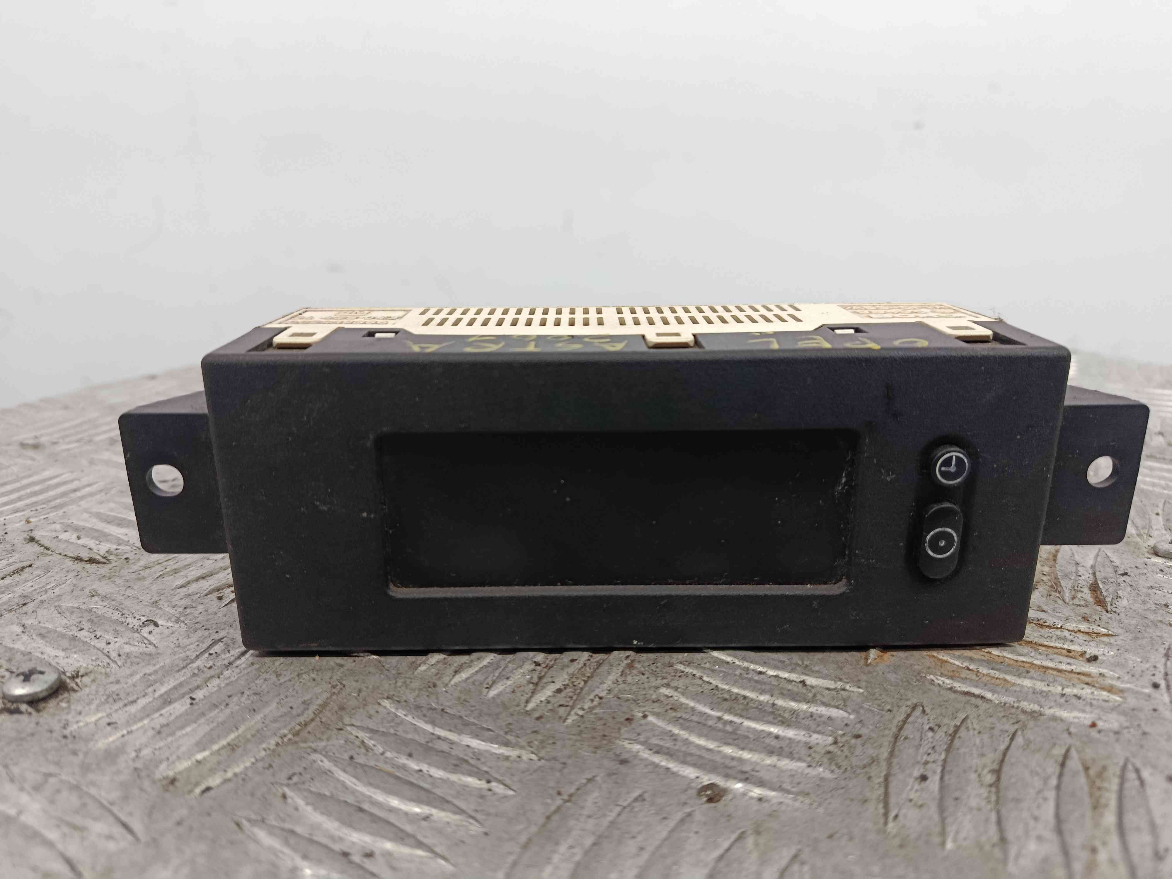 relógio 24428043 - OPEL ASTRA G Hatchback (T98)-38463949