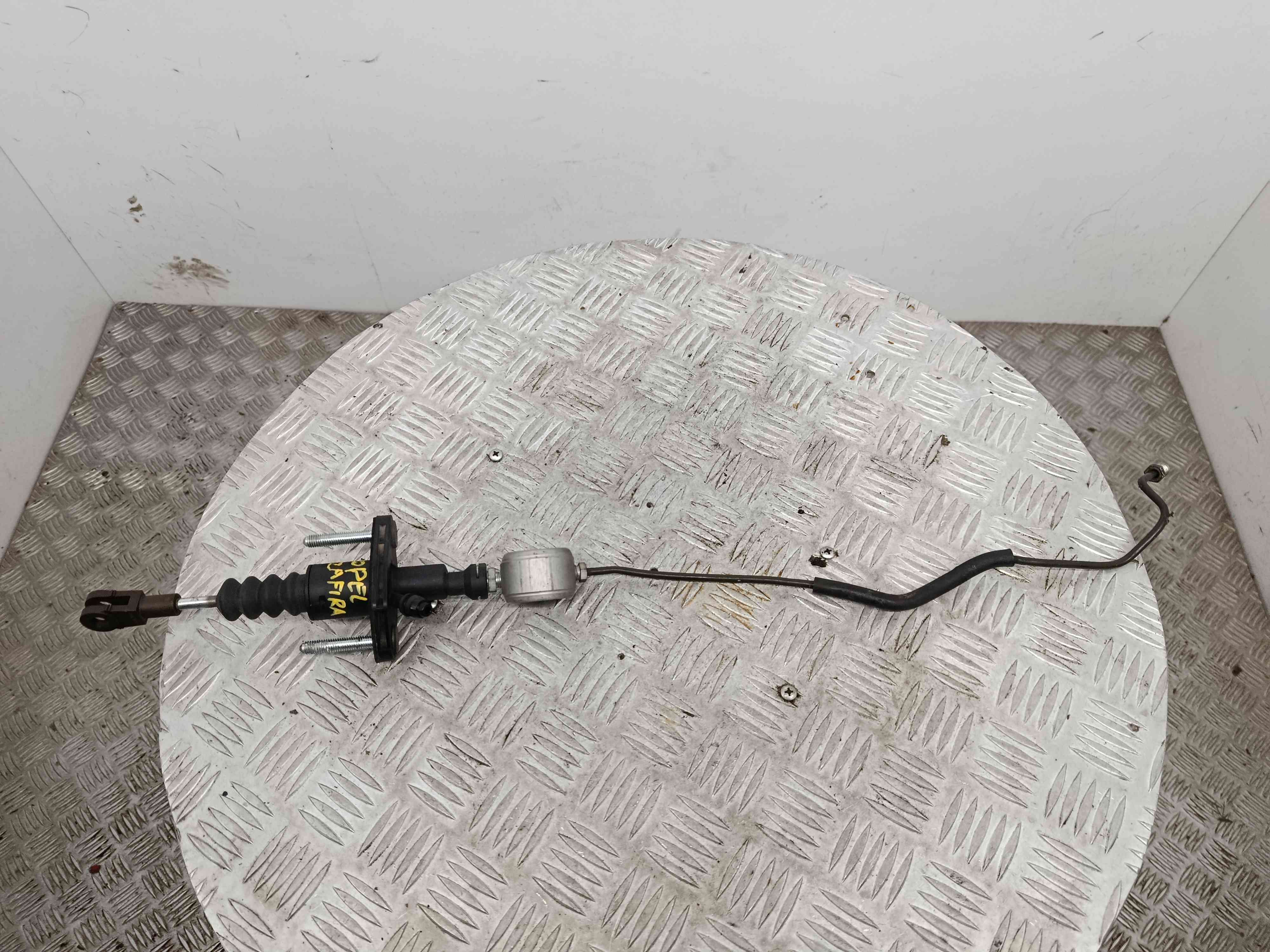 Bomba Principal da Embraiagem  90581565 - OPEL ZAFIRA A Veículo multiuso (T98)-38464439