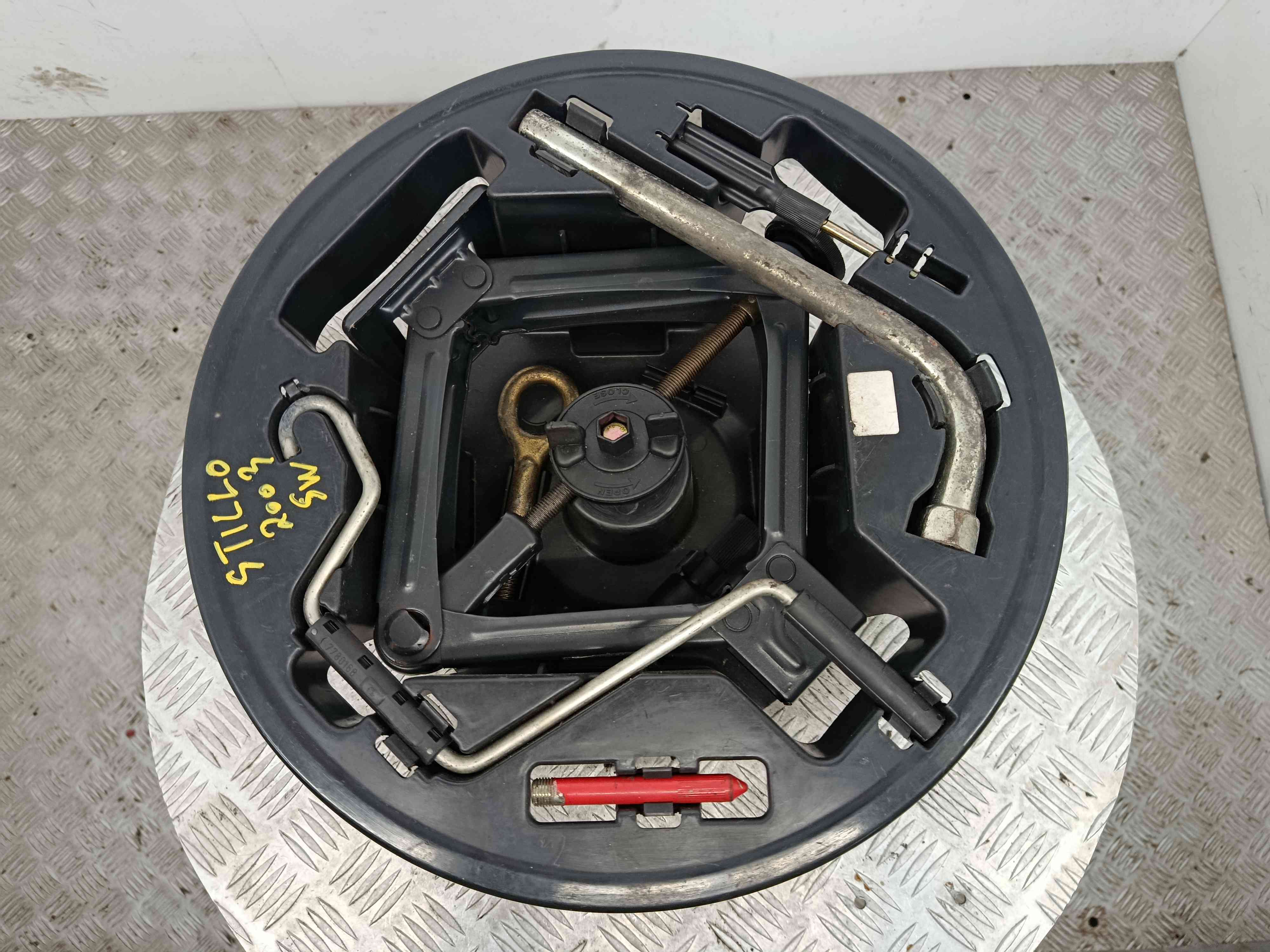 Kit Pneu Suplente 46796530 - FIAT STILO Multi Wagon (192_)-38464733