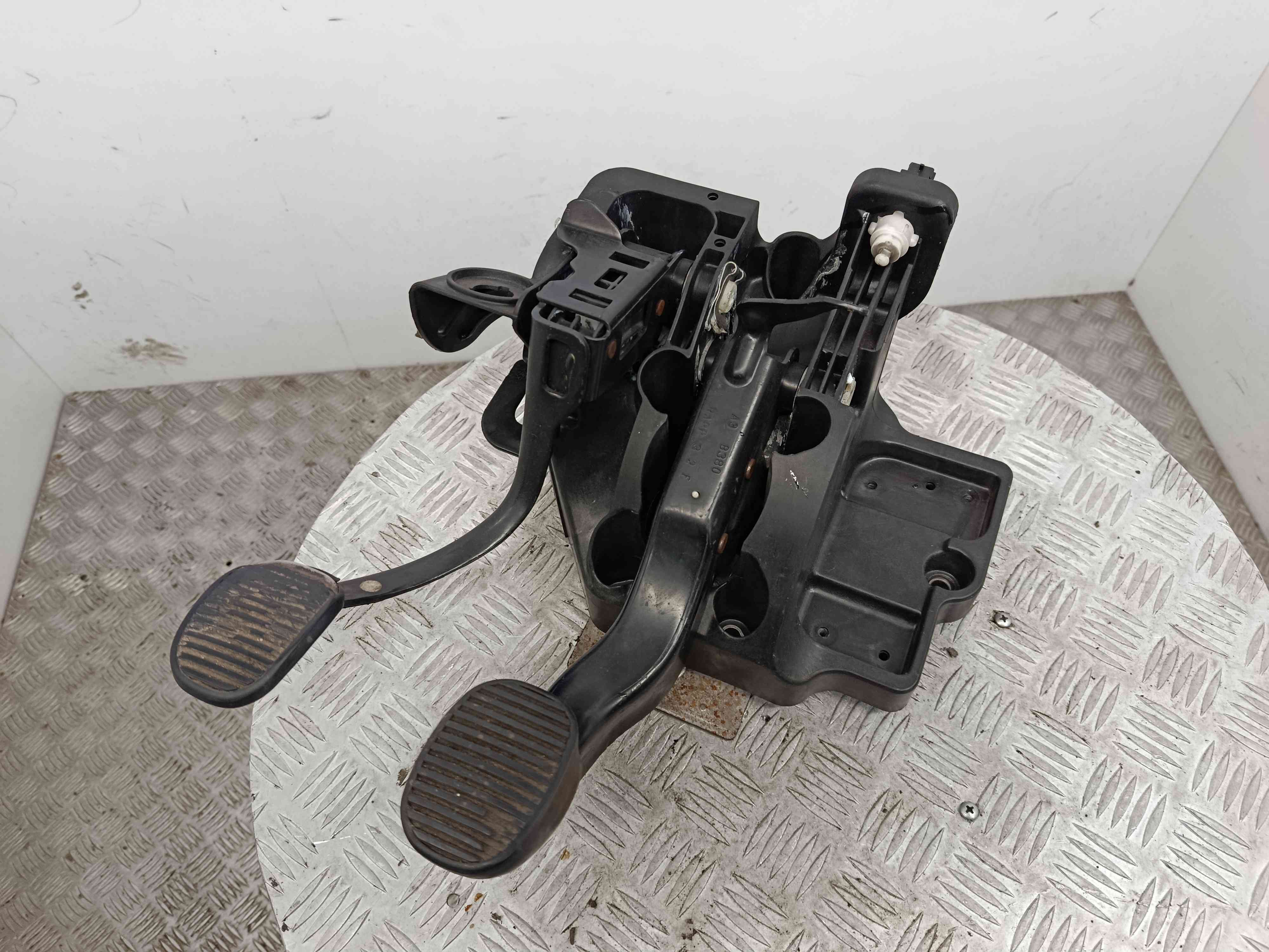 Pedal do Travão 468439900 - FIAT STILO Multi Wagon (192_)-38464736