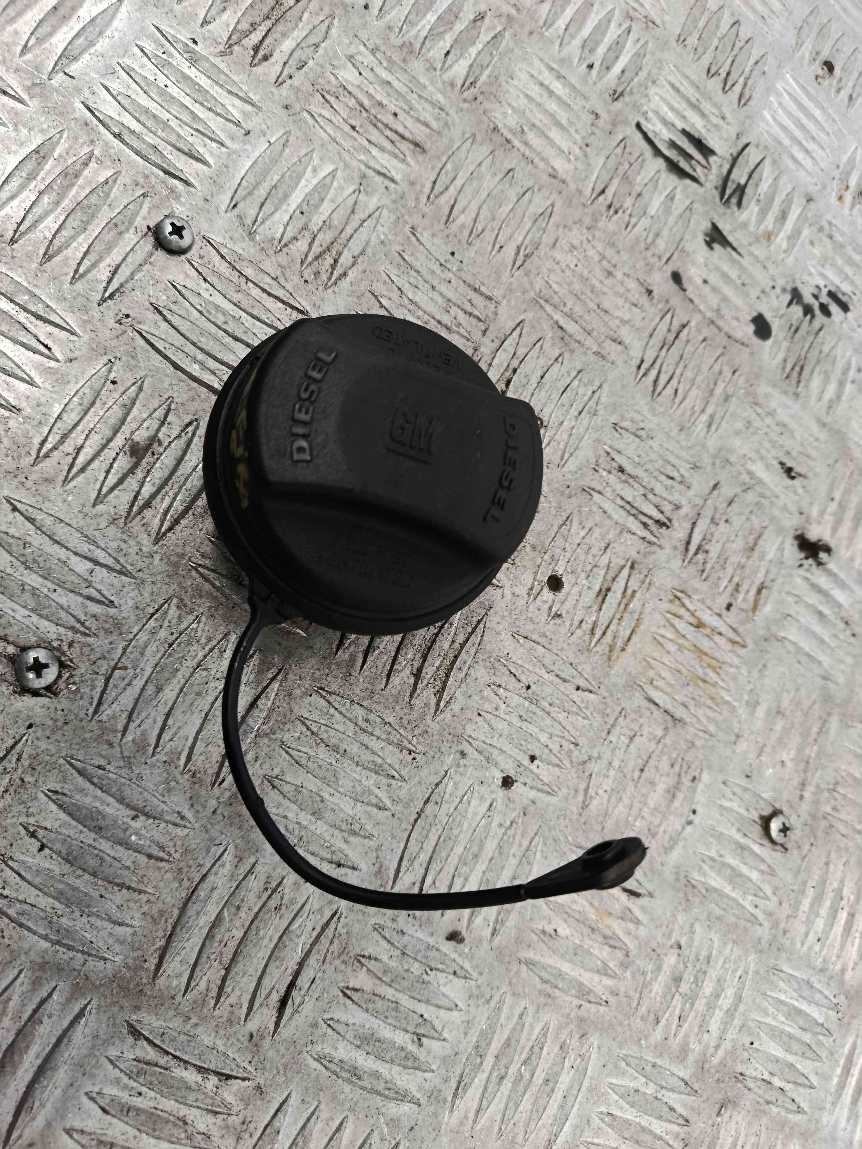 Tampão de Combustivel  13140958 - OPEL ZAFIRA B Caixa/monovolume (A05)-38465085