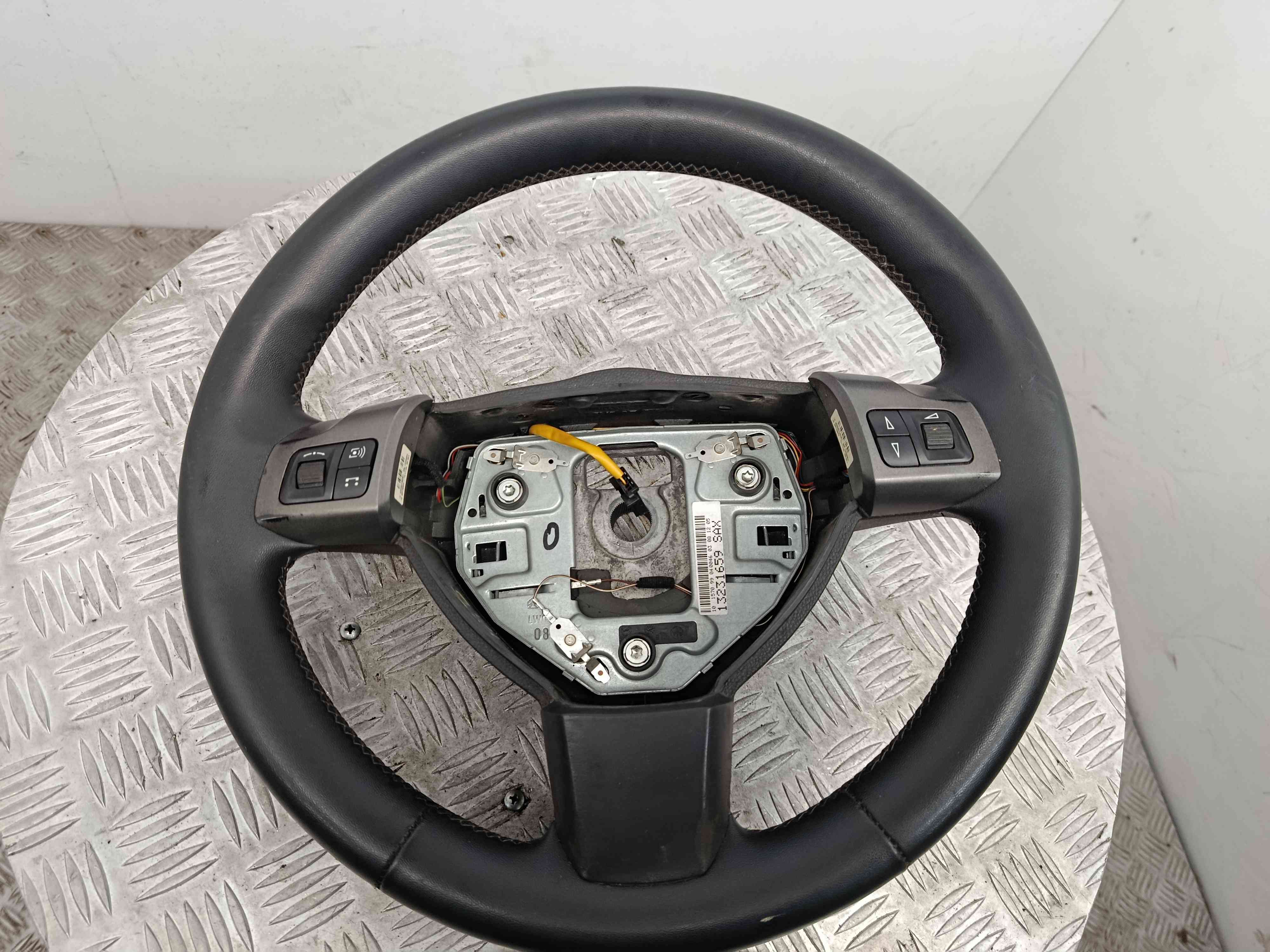 Volante 13231659 - OPEL ZAFIRA B Caixa/monovolume (A05)-38465091