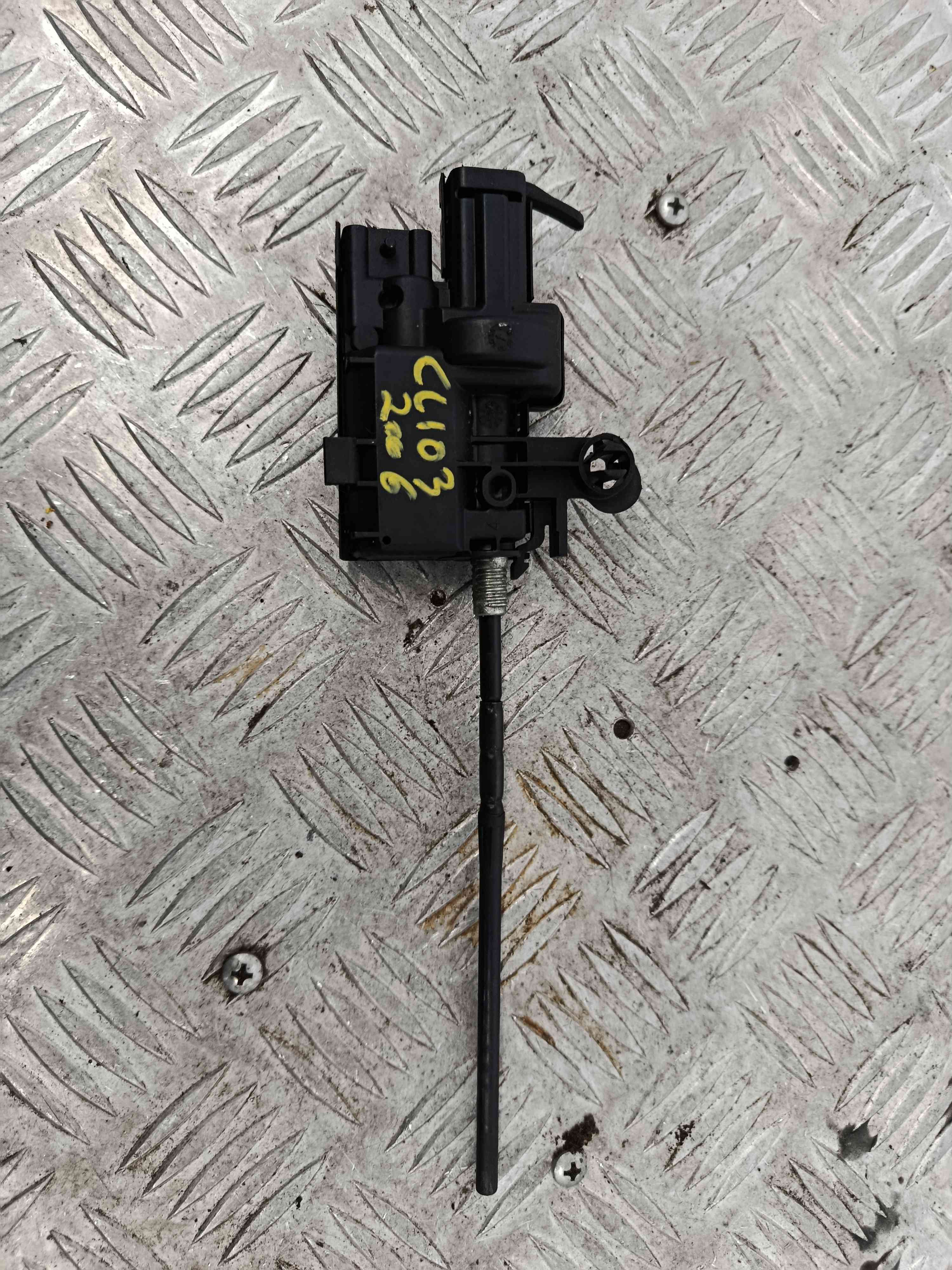 Pistola Deposito Combustivel 8200312600 - RENAULT CLIO III (BR0/1, CR0/1)-38468433