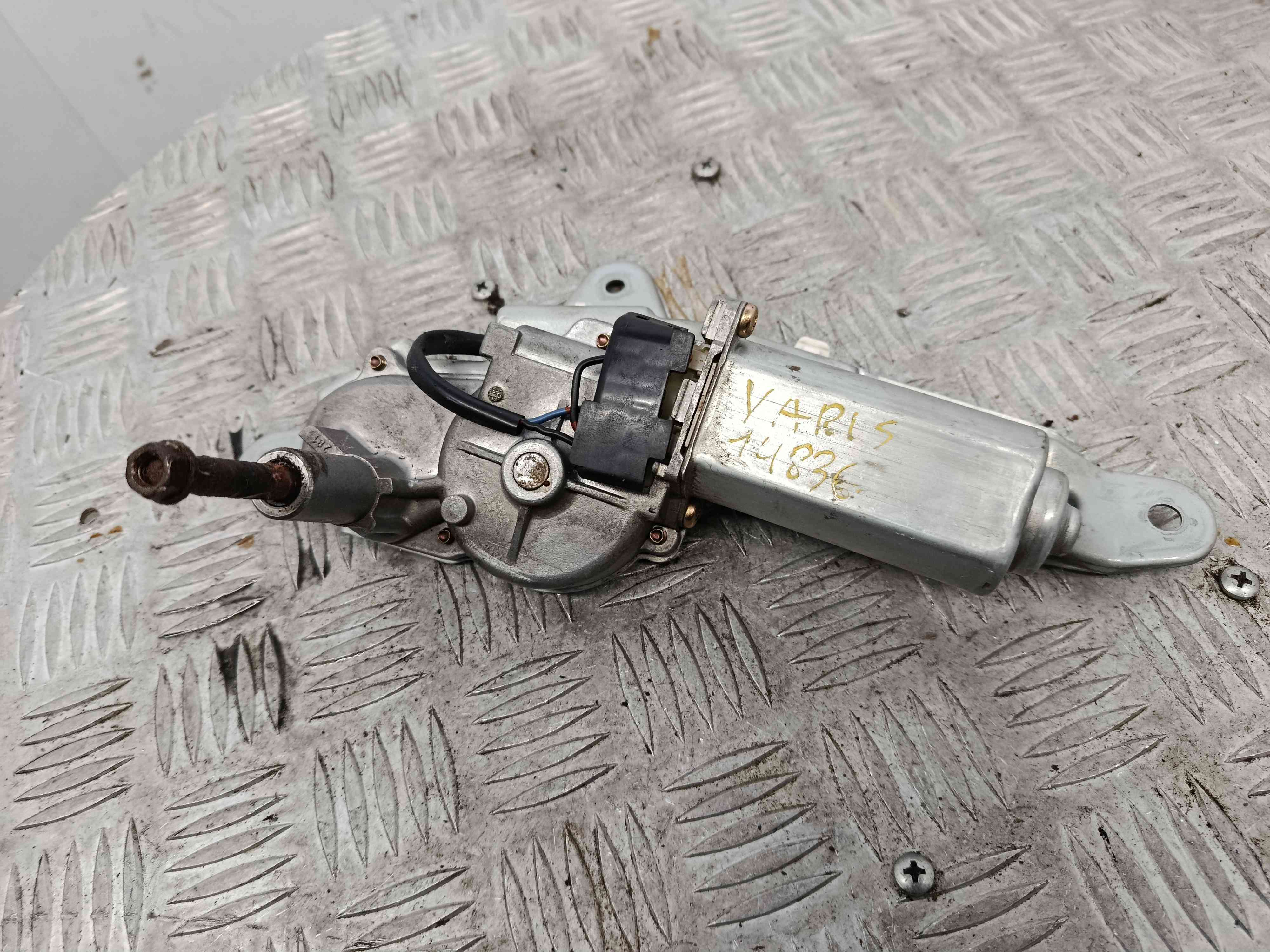 Motor Limpa Vidros Trás 8513052010 - TOYOTA ECHO (_P1_), YARIS (_P1_), YARIS/VITZ (_P1_)-38471125 Motor Limpa Vidros Trás 8513052010 - TOYOTA ECHO (_P1_), YARIS (_P1_), YARIS/VITZ (_P1_)-38471125