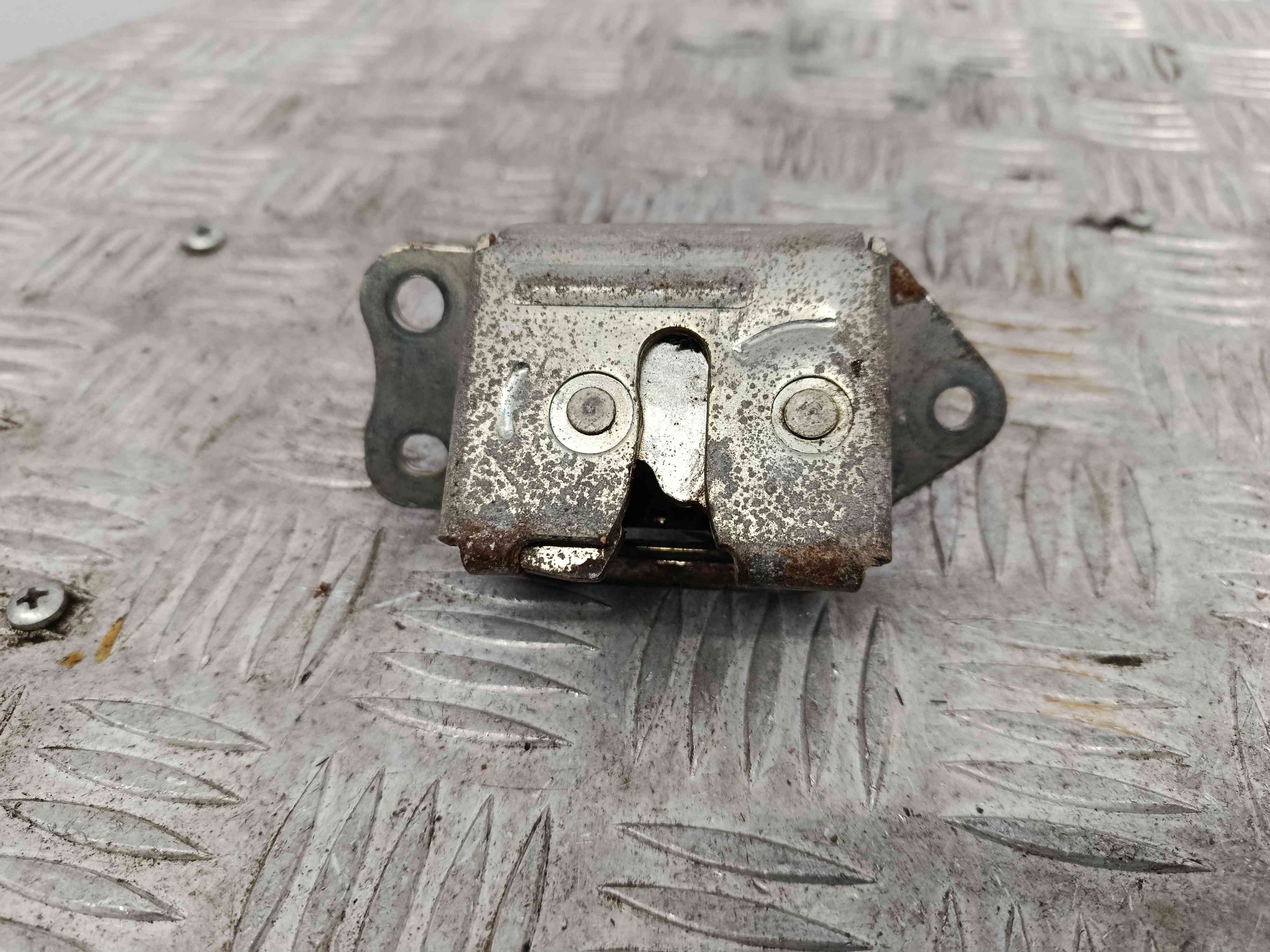 Fecho Mala 6935052020 - TOYOTA ECHO (_P1_), YARIS (_P1_), YARIS/VITZ (_P1_)-38473460 Fecho Mala 6935052020 - TOYOTA ECHO (_P1_), YARIS (_P1_), YARIS/VITZ (_P1_)-38473460