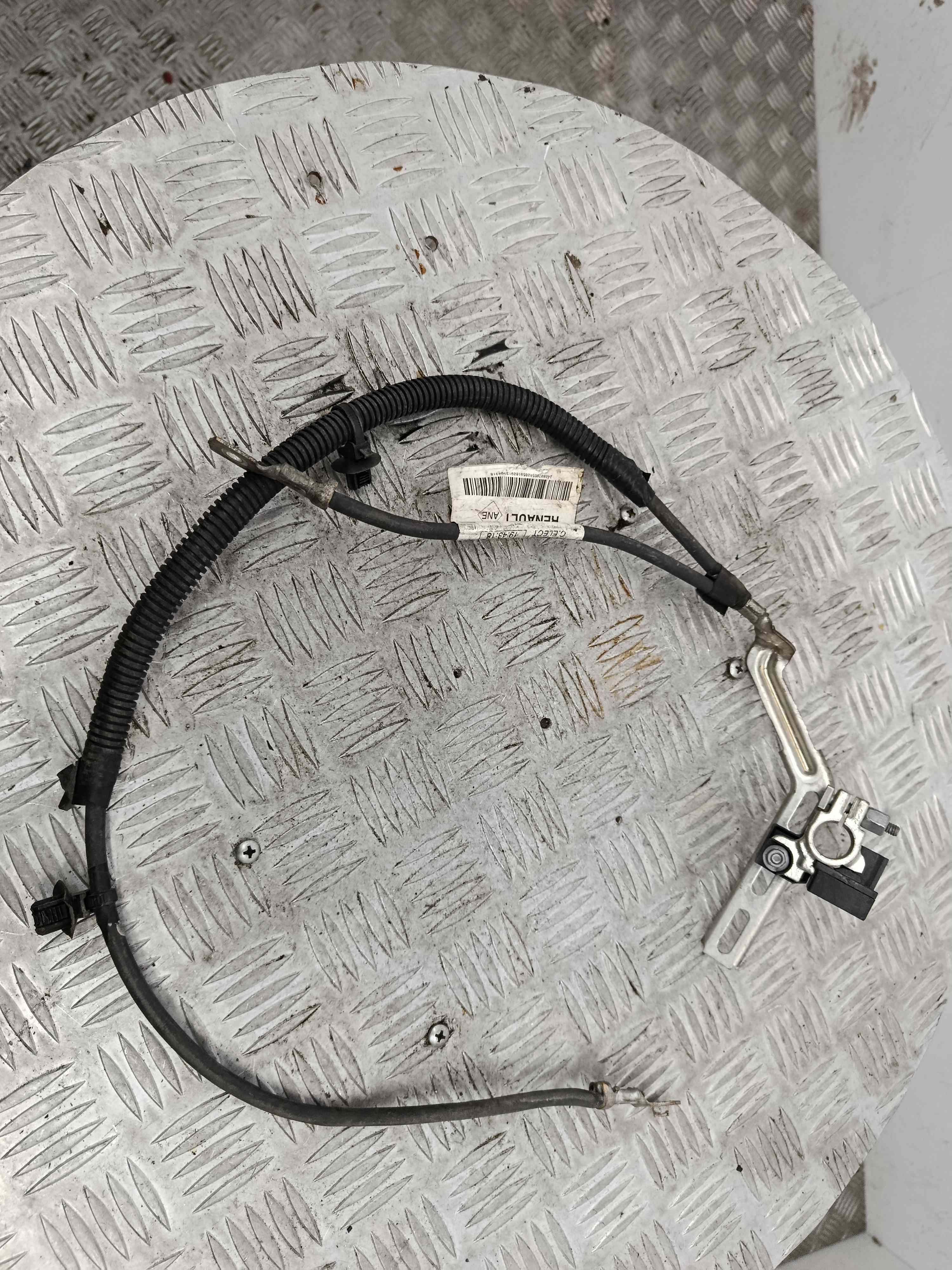 Borne 240807655R - RENAULT CLIO IV (BH_)-38476471