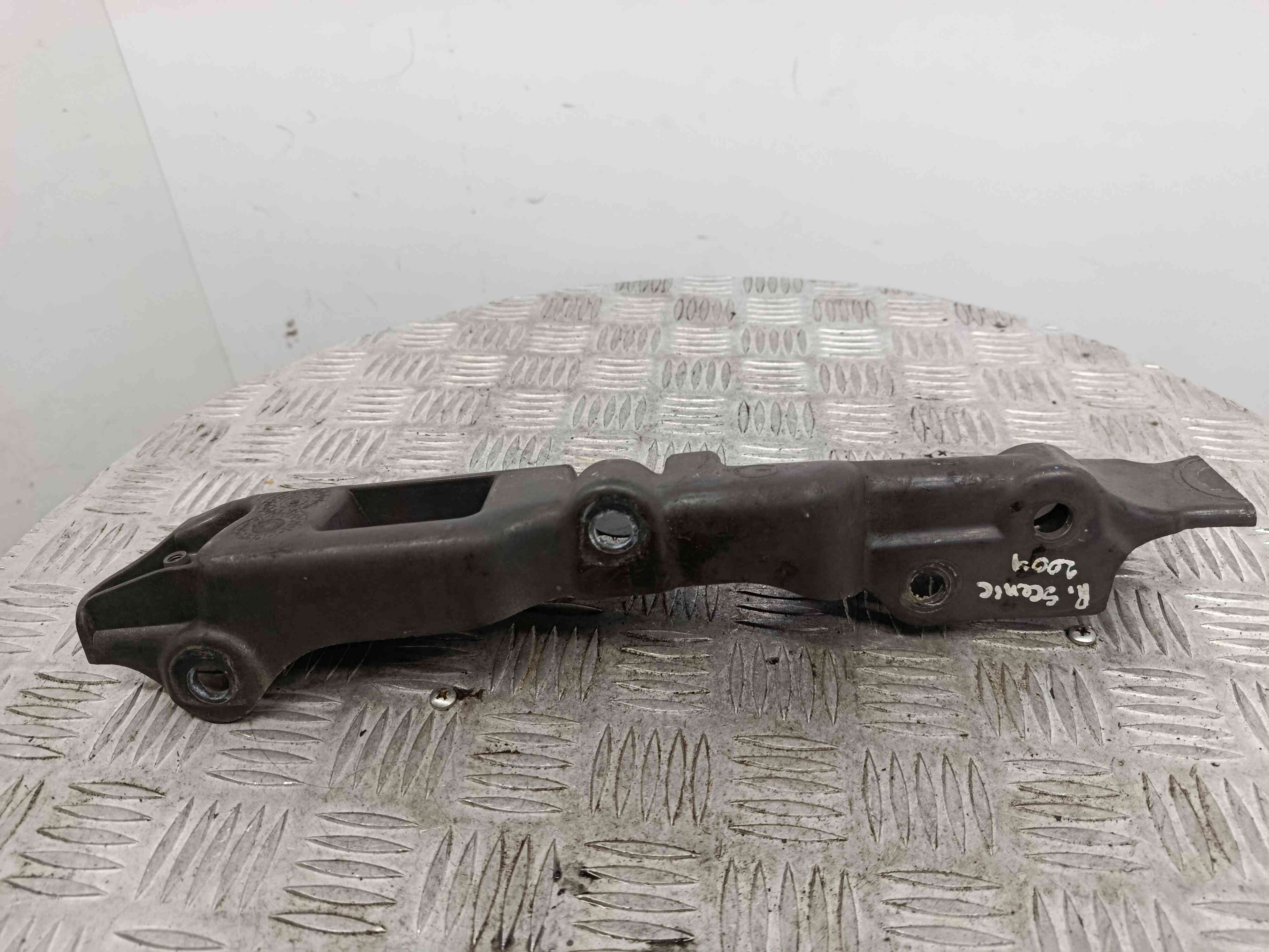 Suporte do Para Choques 631230010R - RENAULT SCÉNIC III (JZ0/1_)-38478134