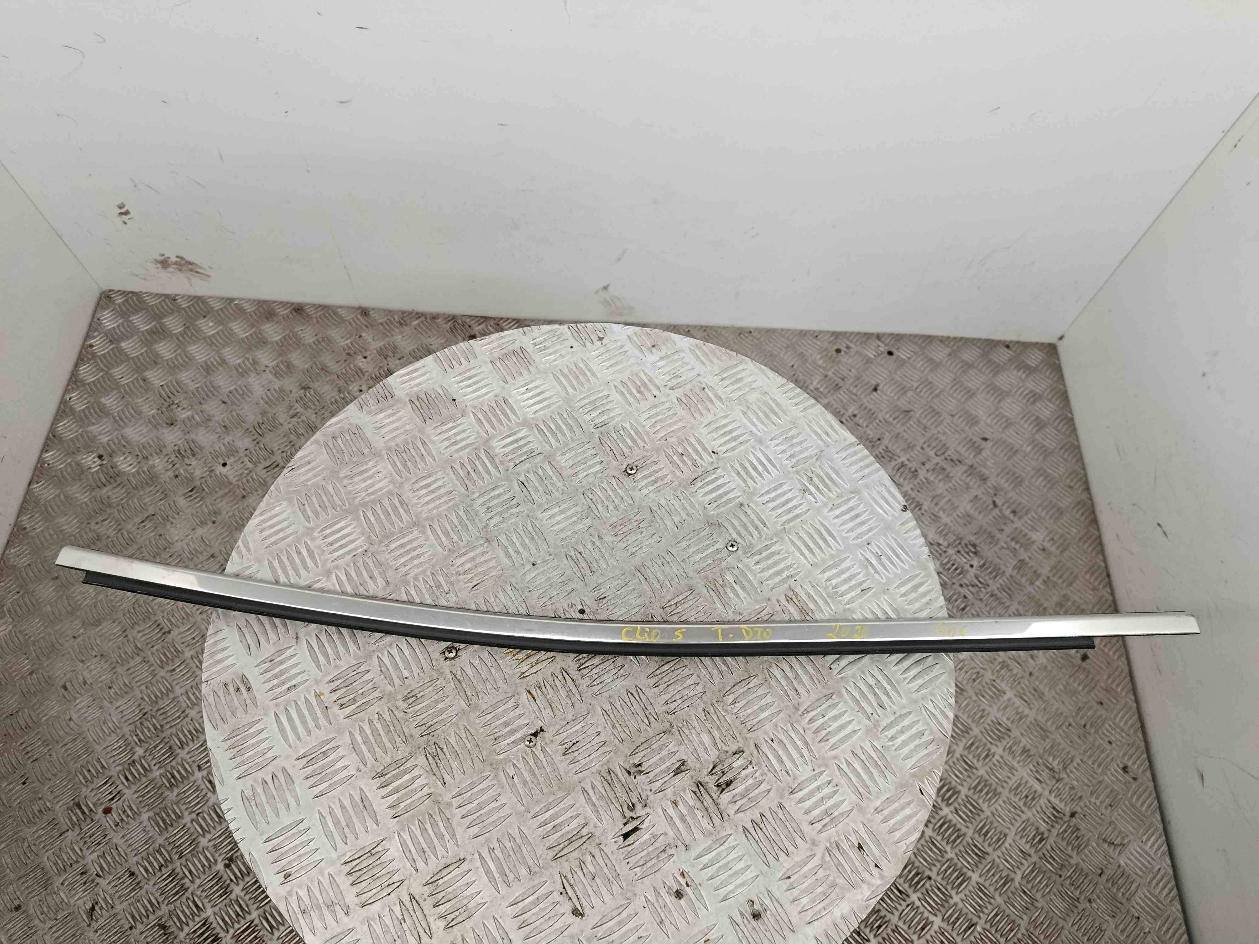 Friso Porta  - RENAULT CLIO V (B7_)-38478164