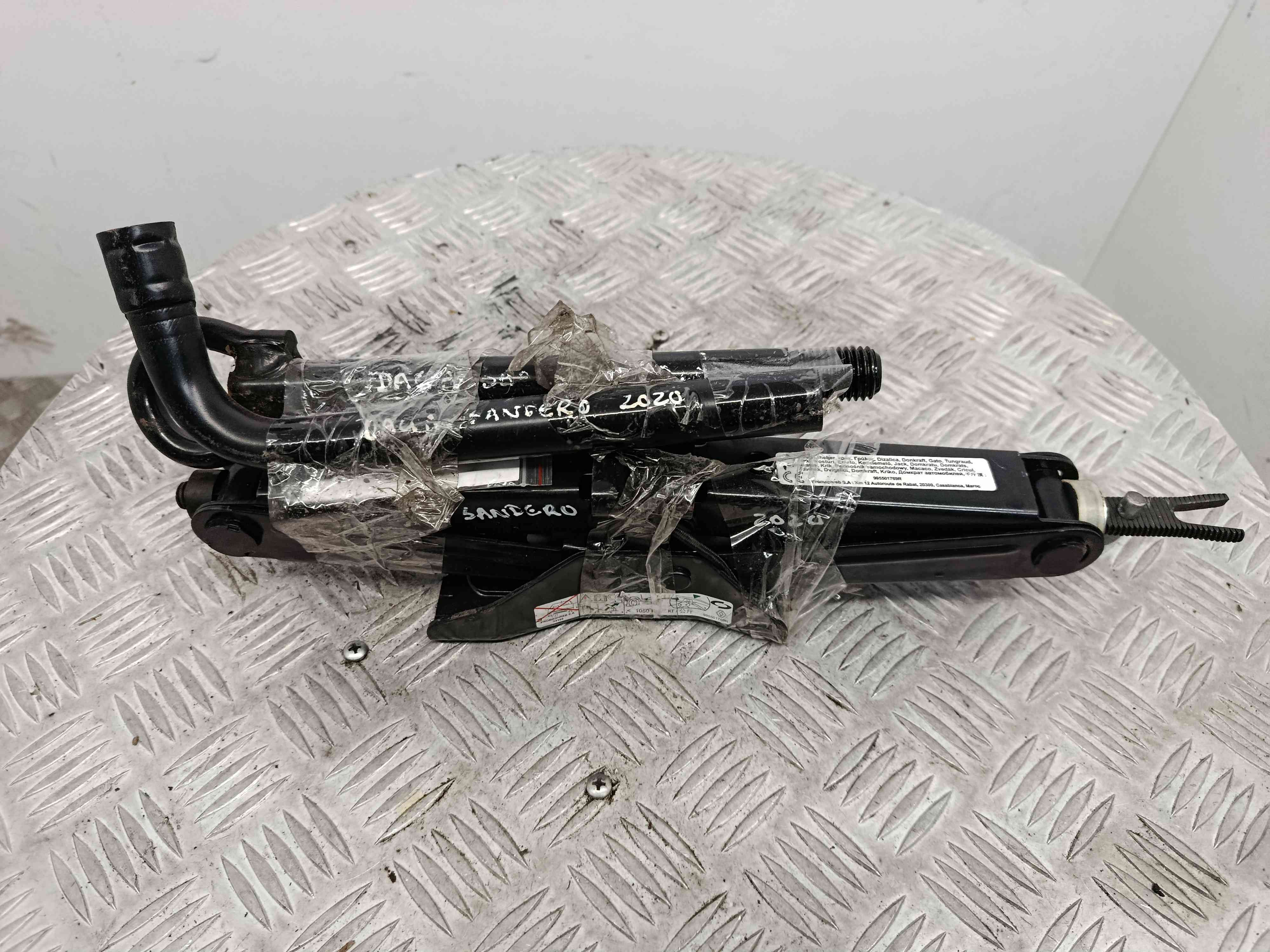 Kit Pneu Suplente 995501769R - DACIA SANDERO II-38488721