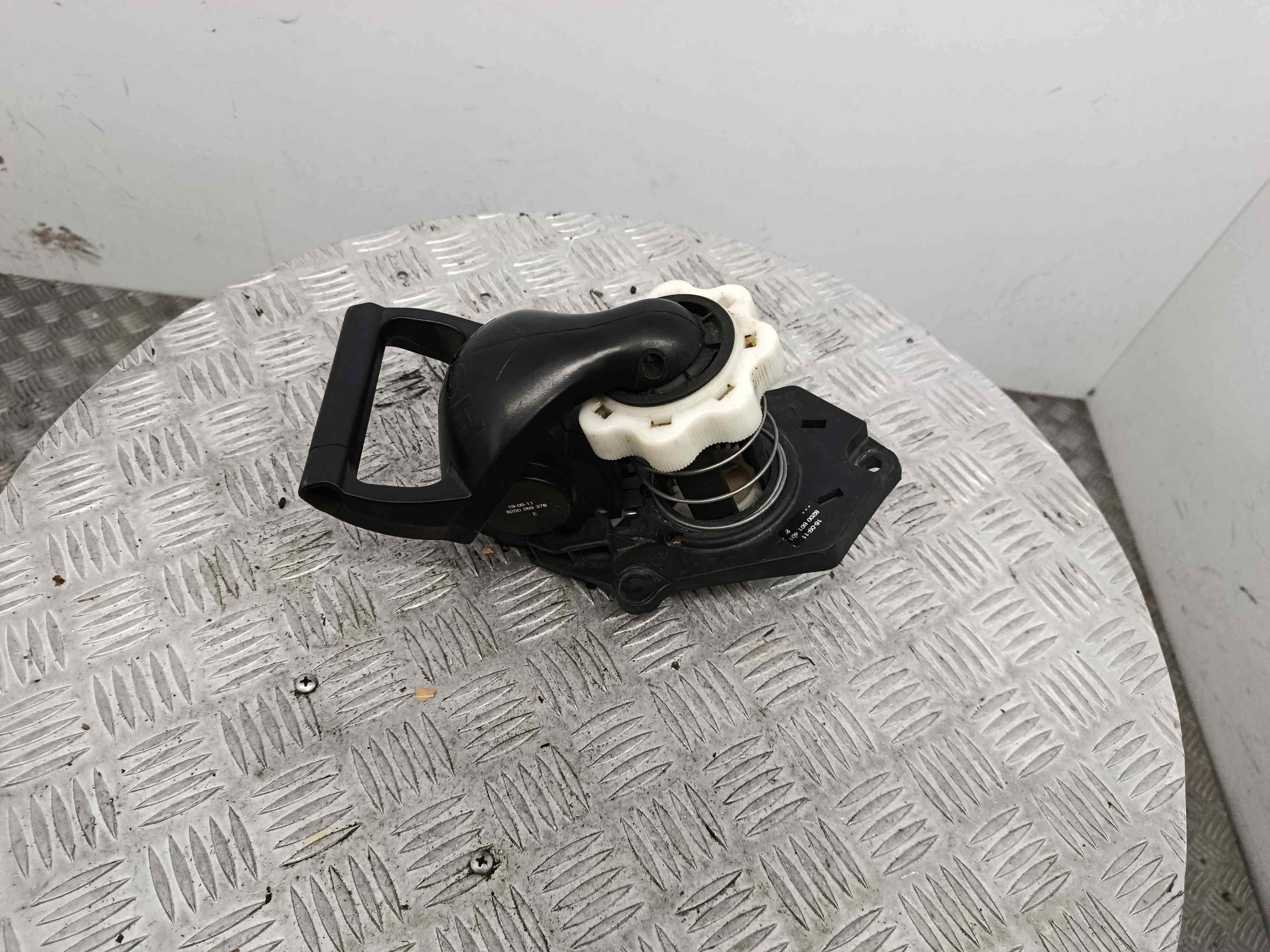 Kit Pneu Suplente 8200601401 - RENAULT CLIO III (BR0/1, CR0/1)-38488745