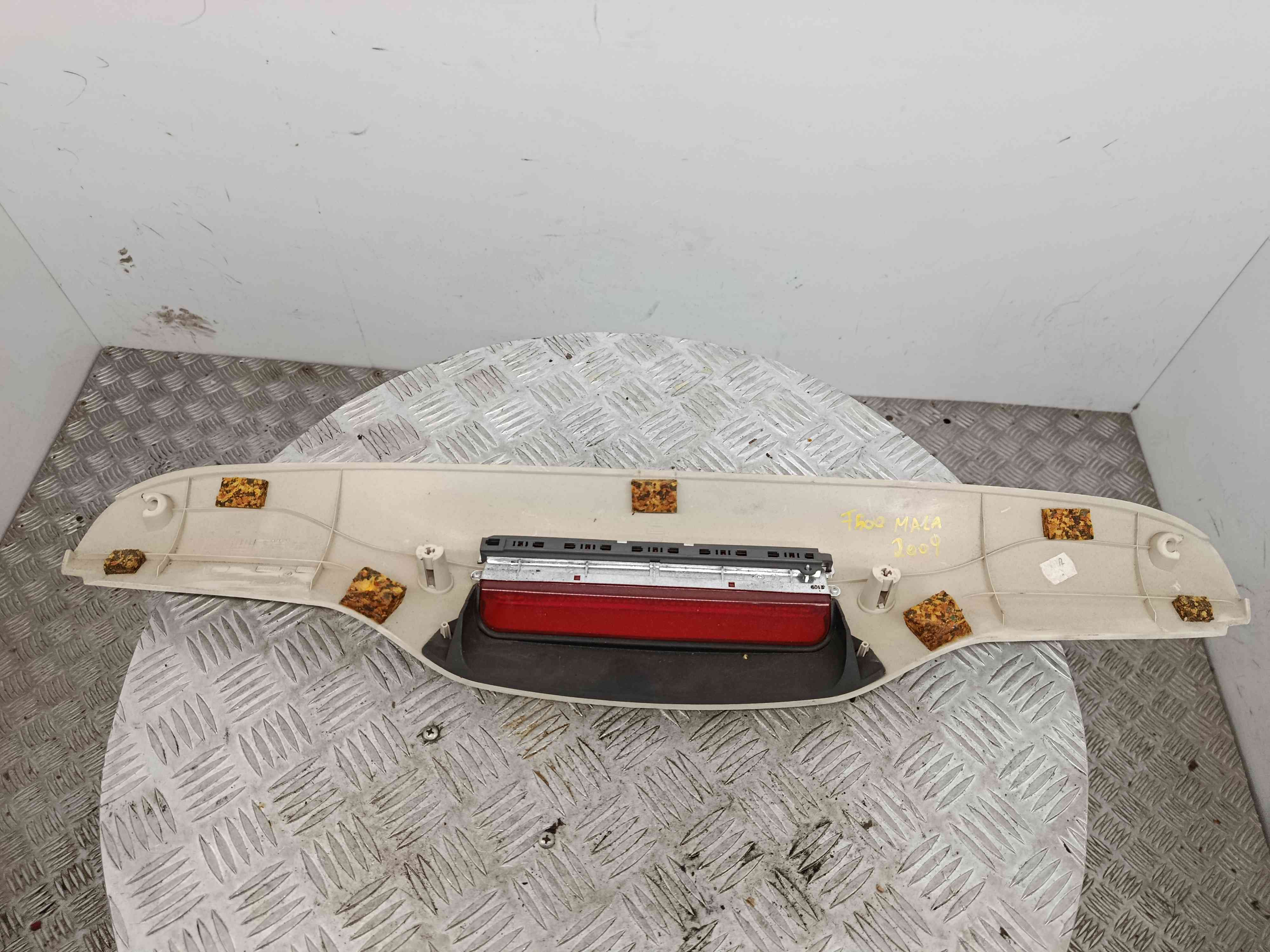 Farolim Stop Central / Luz de Stop Adicional 735488690 - FIAT 500 (312_)-38488790