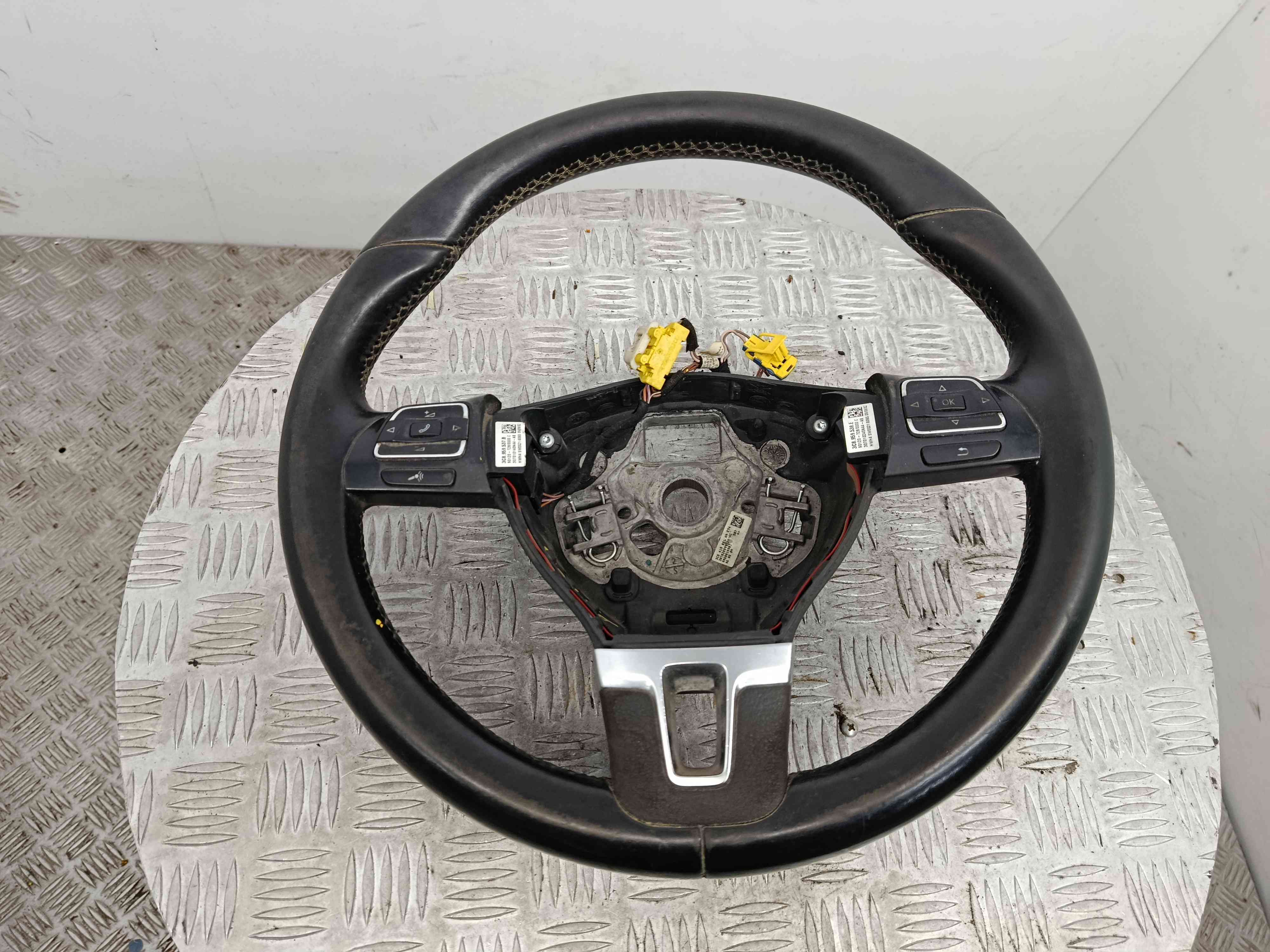 Volante 3C8419091 - VW GOLF VI (5K1)-38489107 Volante 3C8419091 - VW GOLF VI (5K1)-38489107