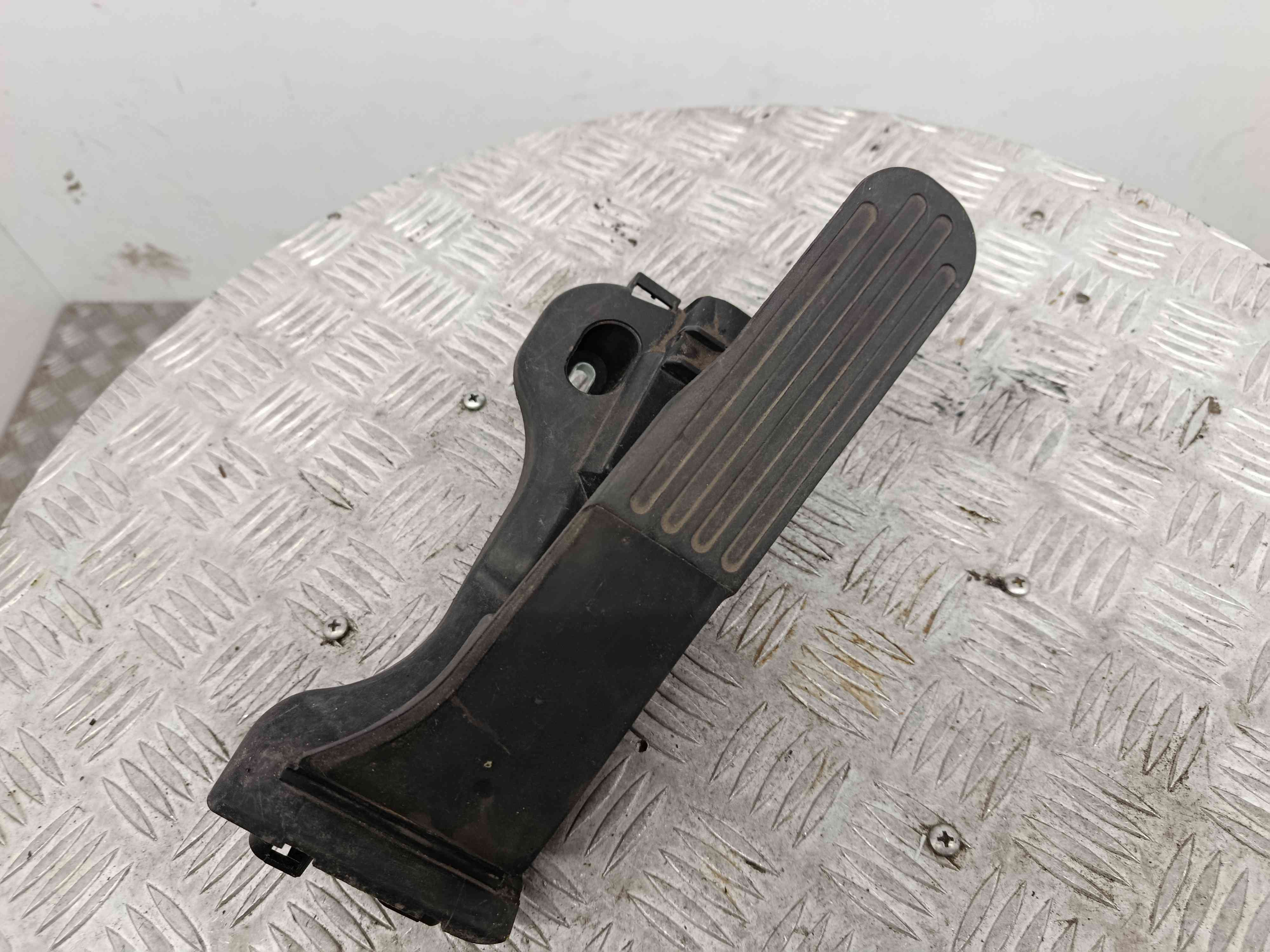 Pedal do Acelerador 1K1721503T - VW GOLF VI (5K1)-38489236