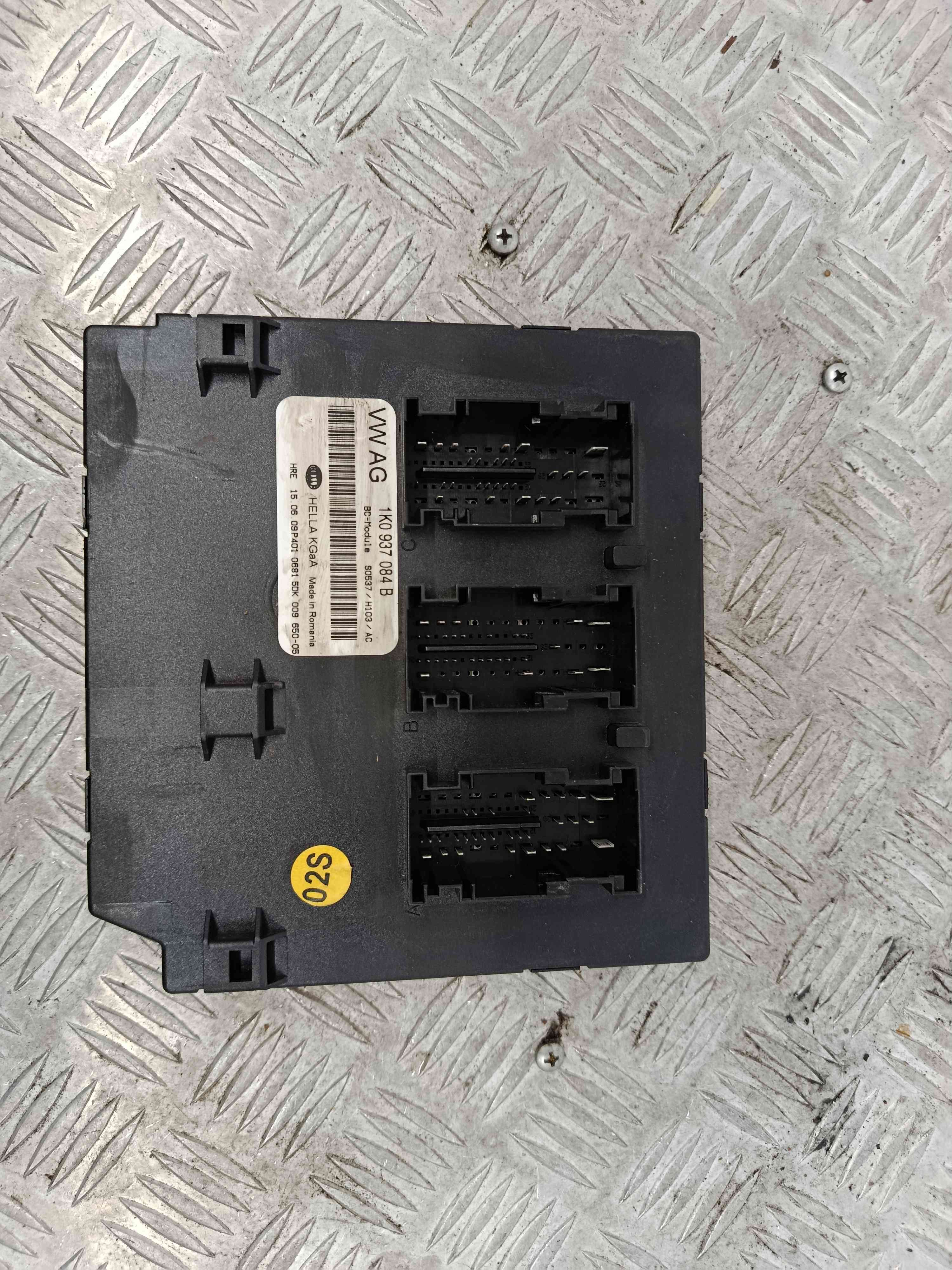 Modulo Electrónico 1K0937084B - VW GOLF VI (5K1)-38489265