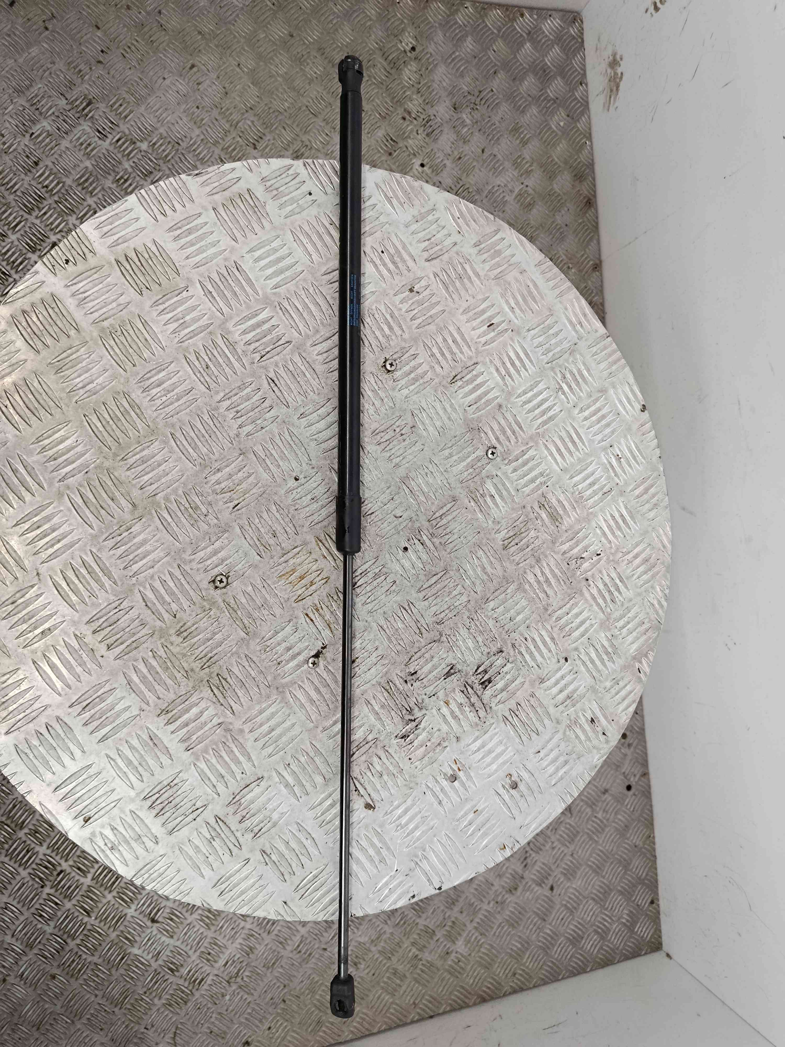 -Amortecedor do Capot 5K0823359D - VW GOLF VI (5K1)-38493217