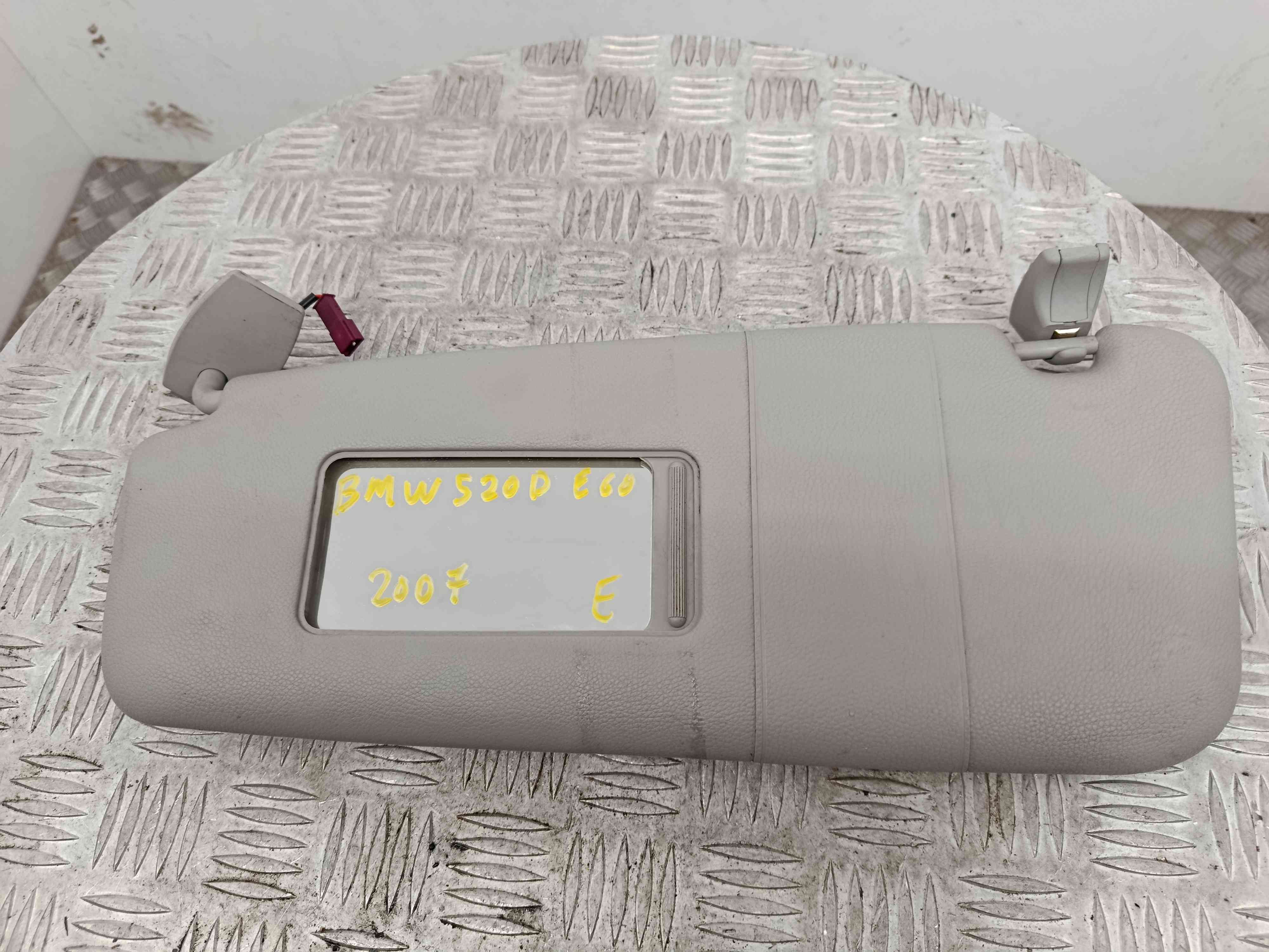 Pála de Sol Esquerda 7066649 - BMW 5 (E60)-38493347