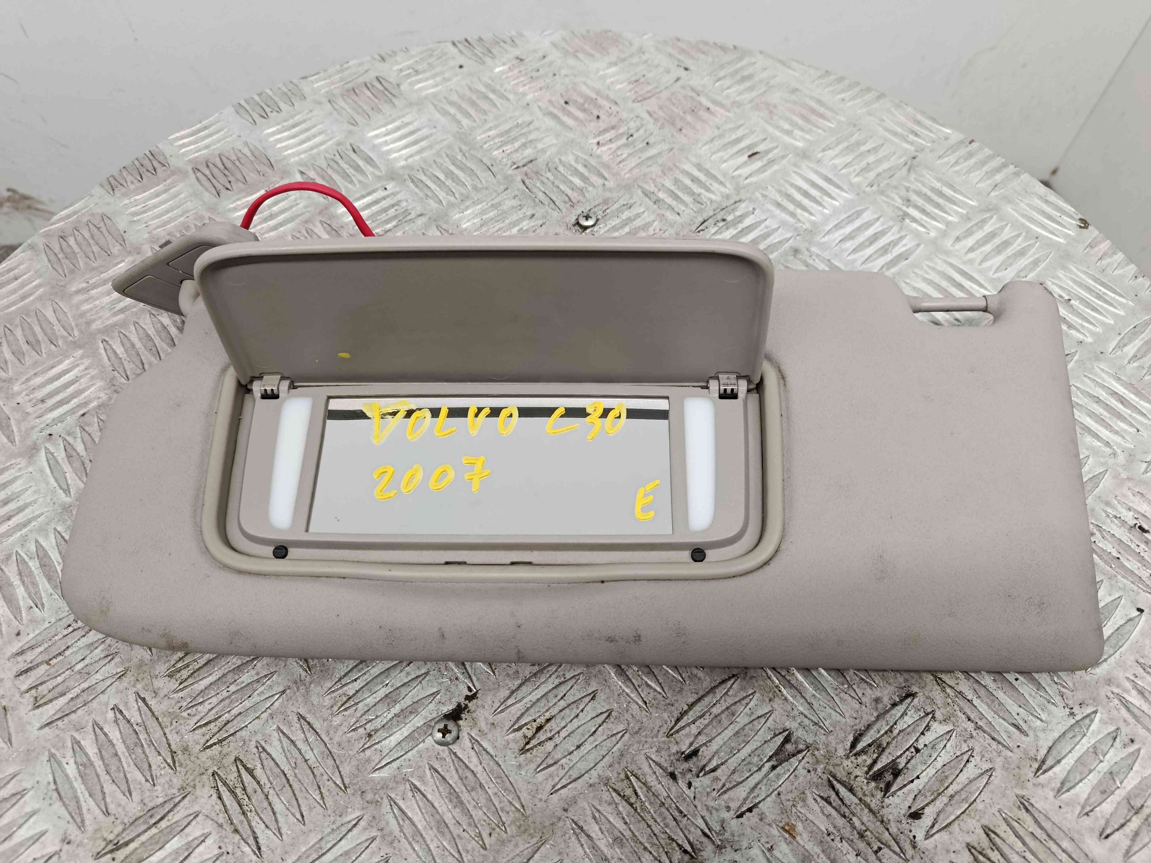 Pála de Sol Esquerda  - VOLVO C30 (533)-38493357