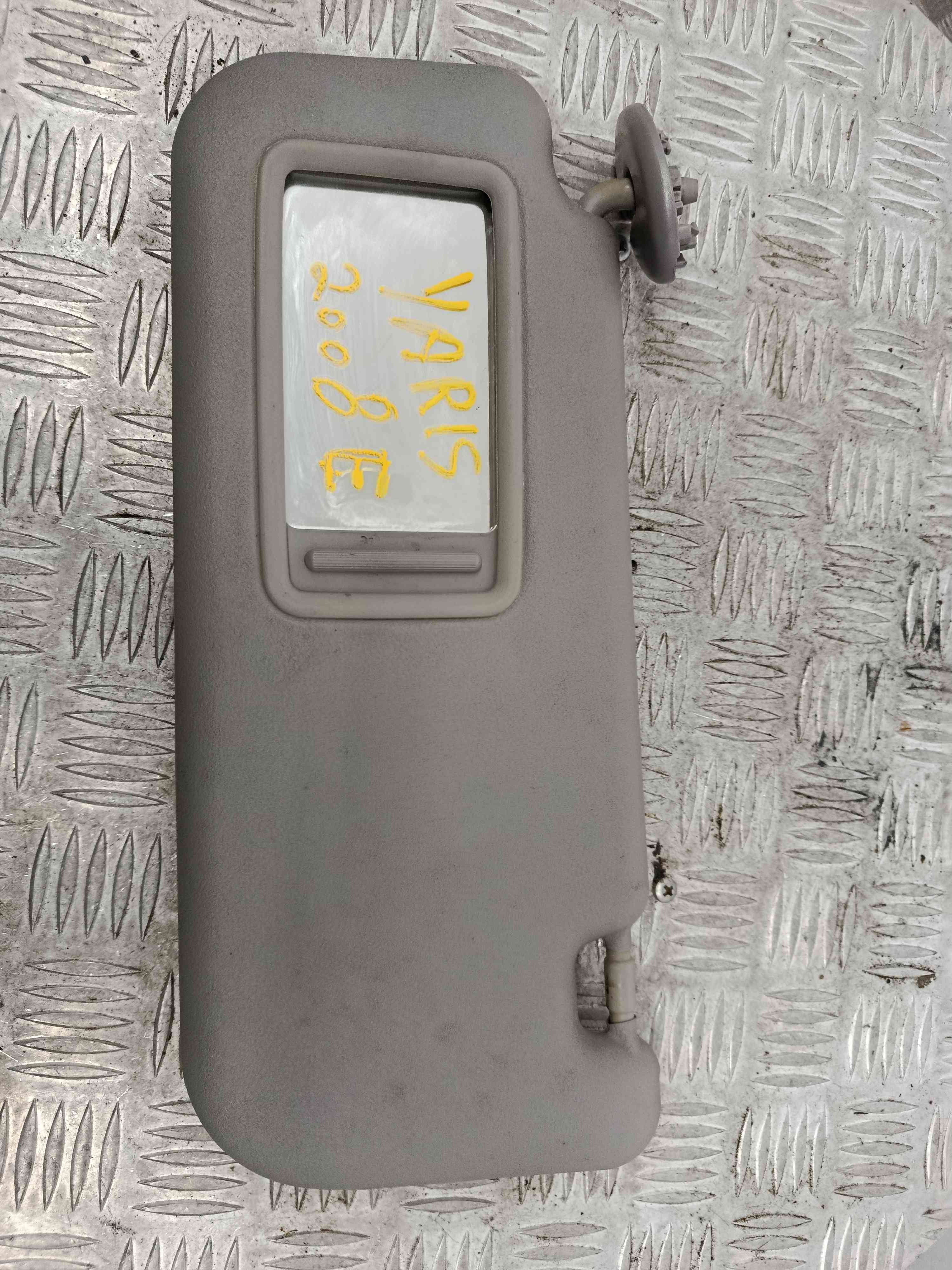 Pála de Sol Esquerda  - TOYOTA YARIS (_P9_), YARIS/VITZ (_P9_)-38493553