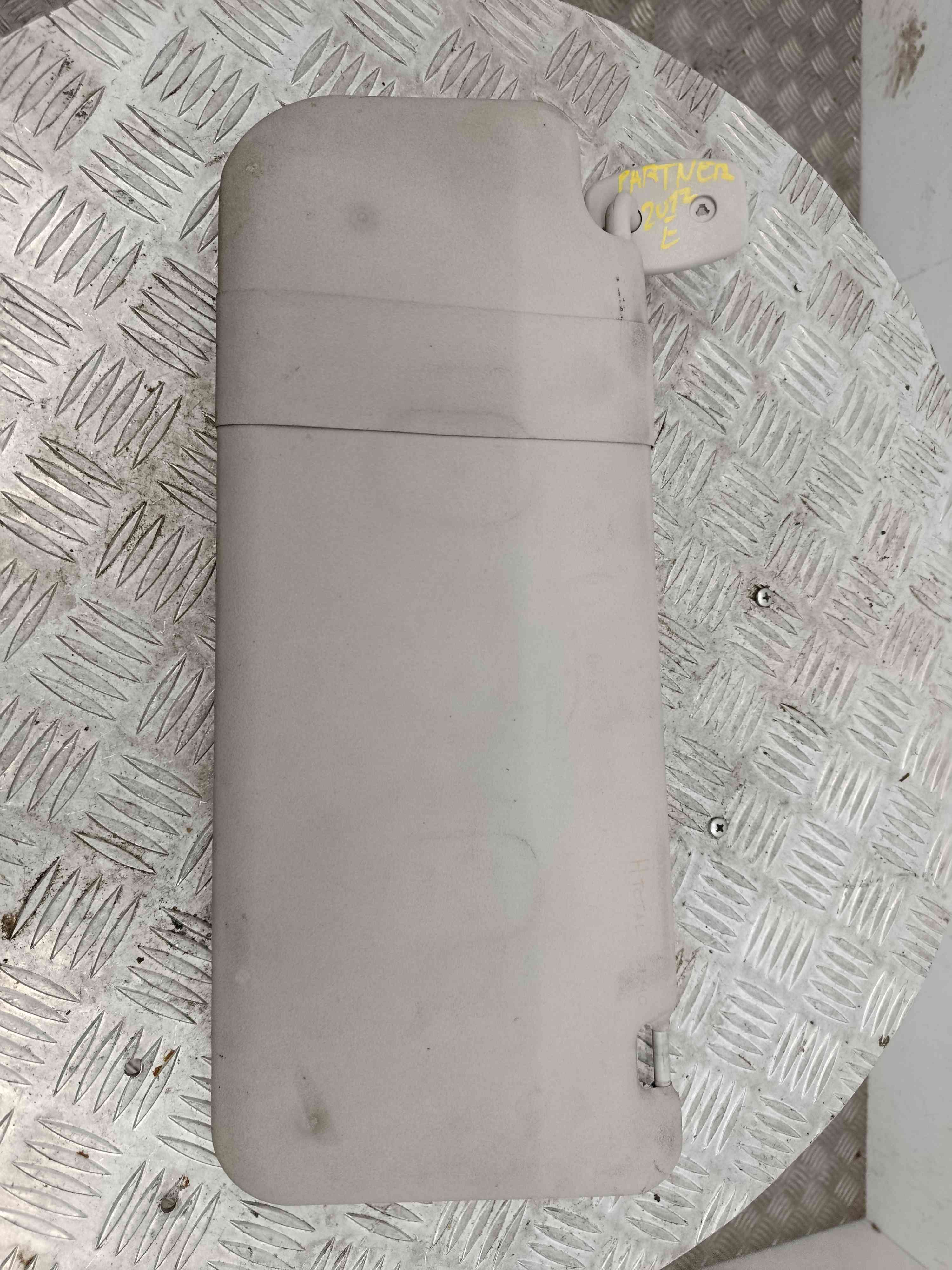 Pála de Sol Esquerda  - PEUGEOT PARTNER Caixa/monovolume-38495354