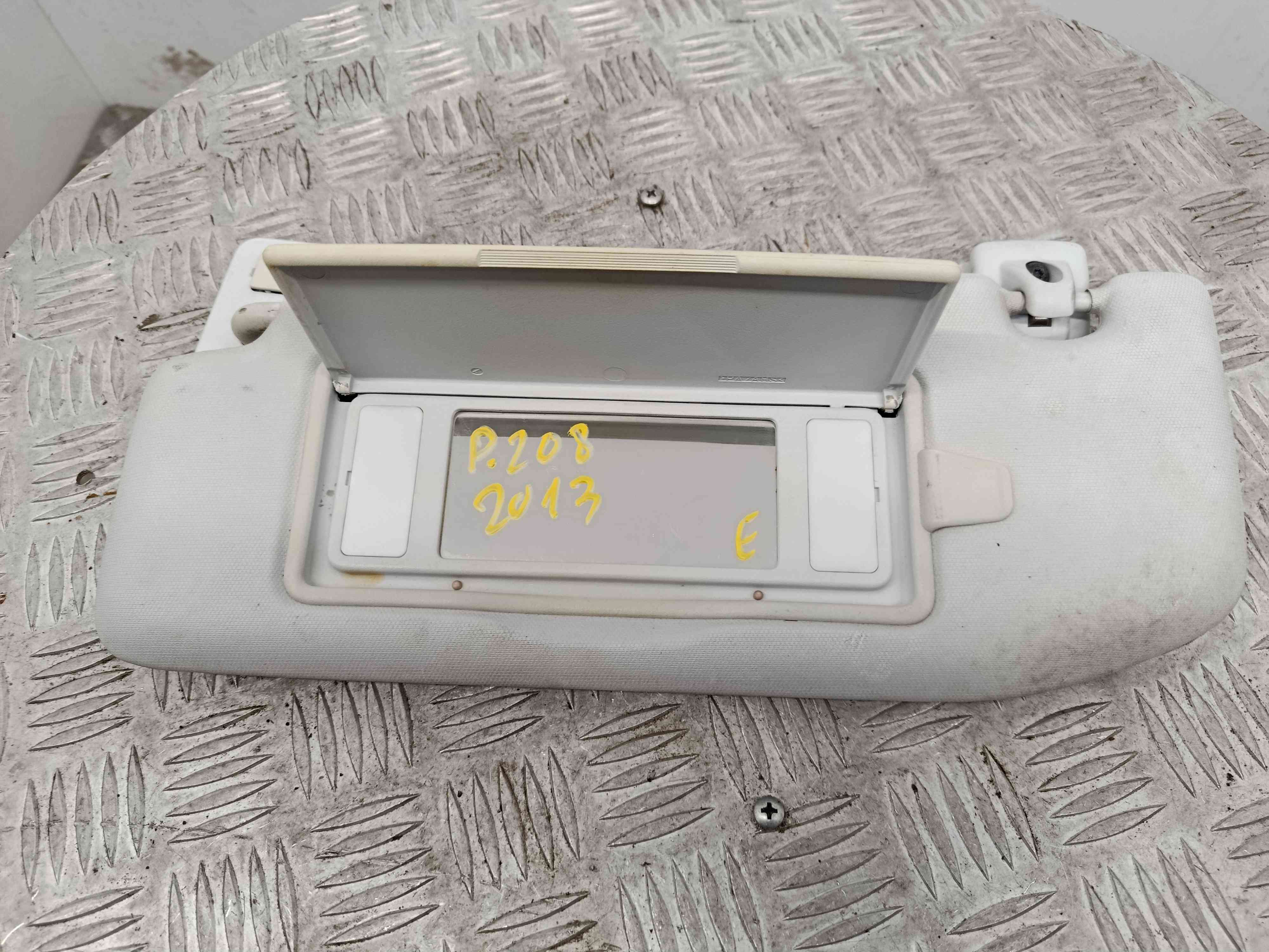 Pála de Sol Esquerda  - PEUGEOT 208 I (CA_, CC_)-38495550