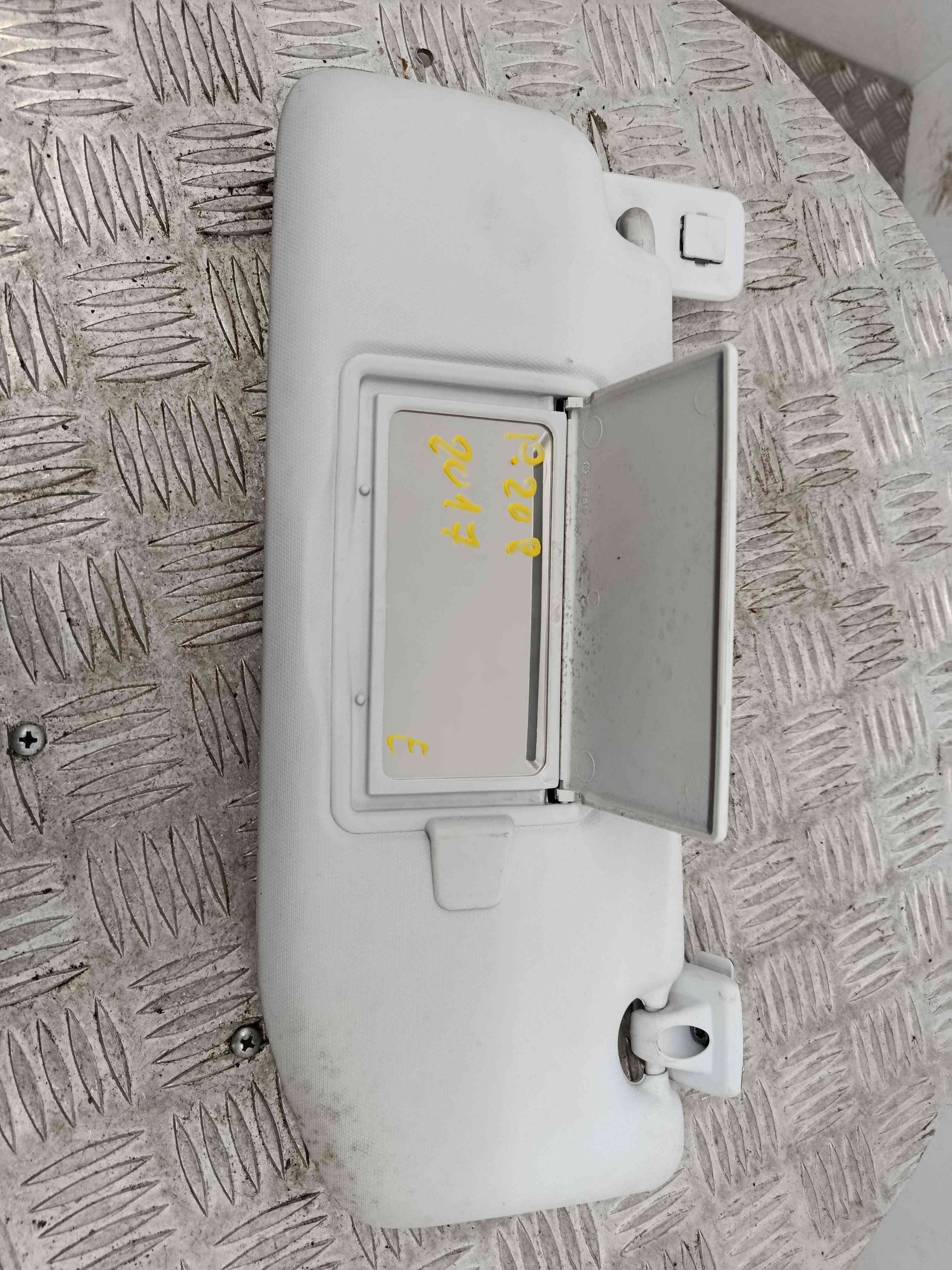 Pála de Sol Esquerda  - PEUGEOT 208 I (CA_, CC_)-38495555