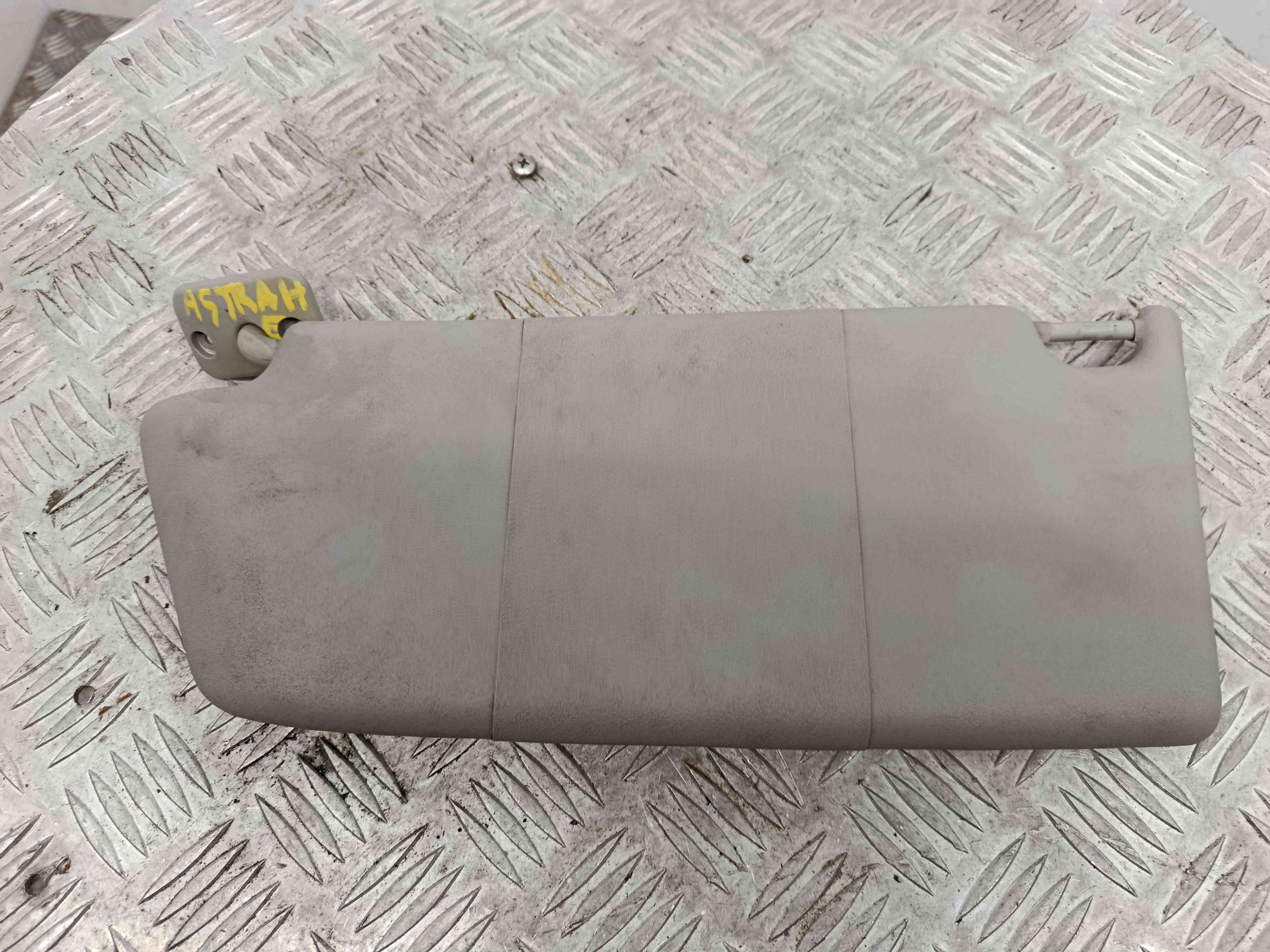 Pála de Sol Esquerda  – OPEL ASTRA H (A04)