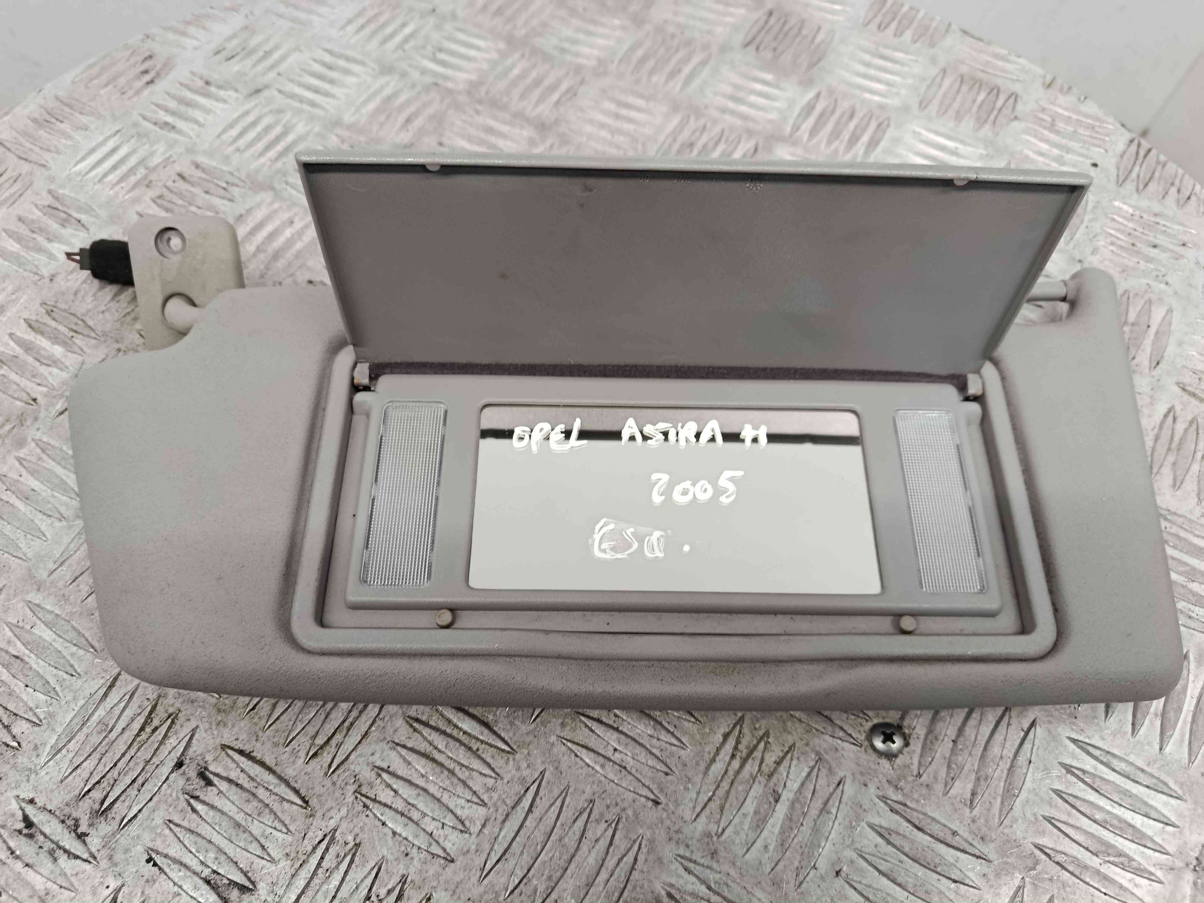 Pála de Sol Esquerda  – OPEL ASTRA H (A04)