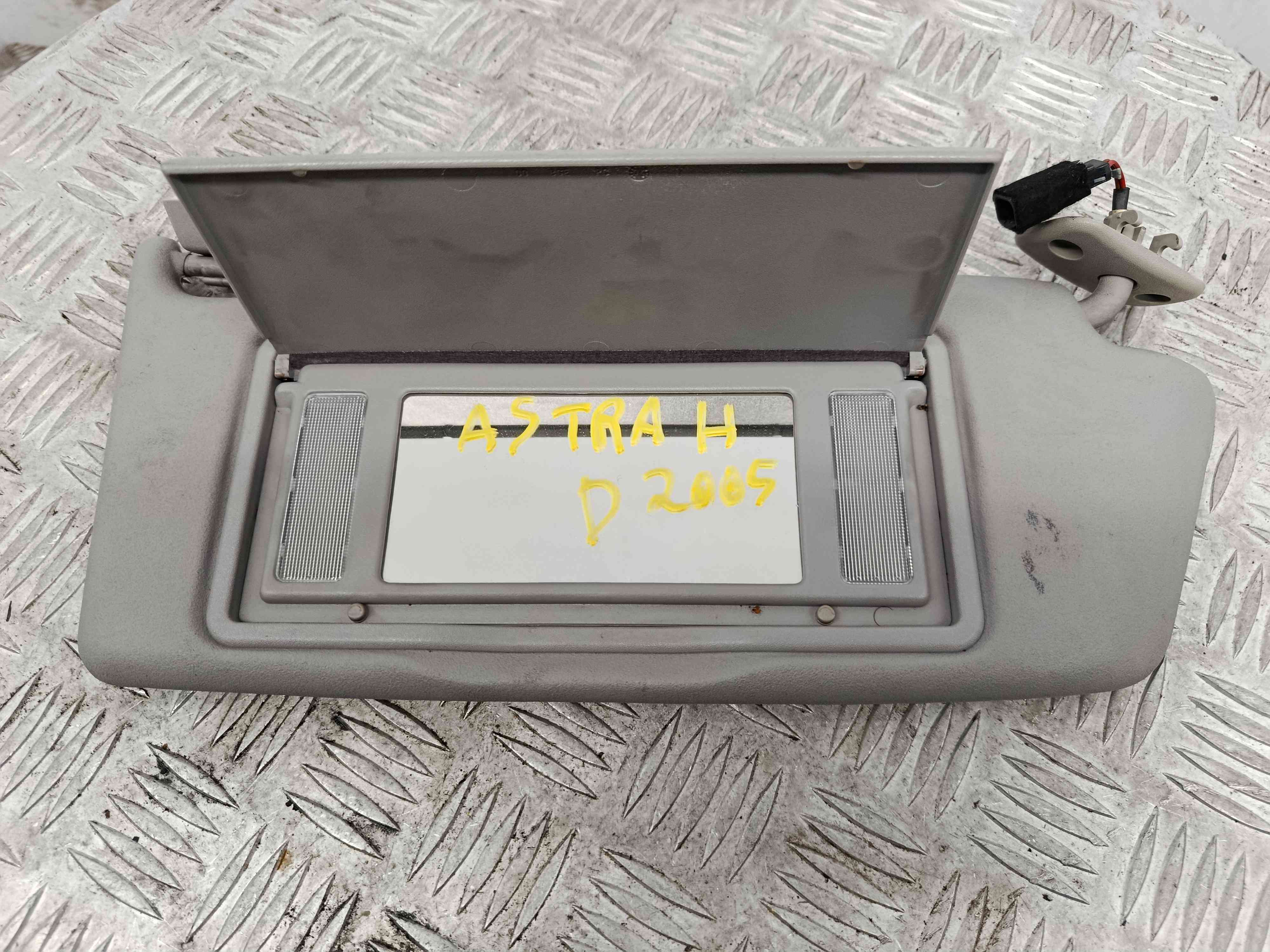 Pála de Sol Direita  - OPEL ASTRA H (A04)-38498842