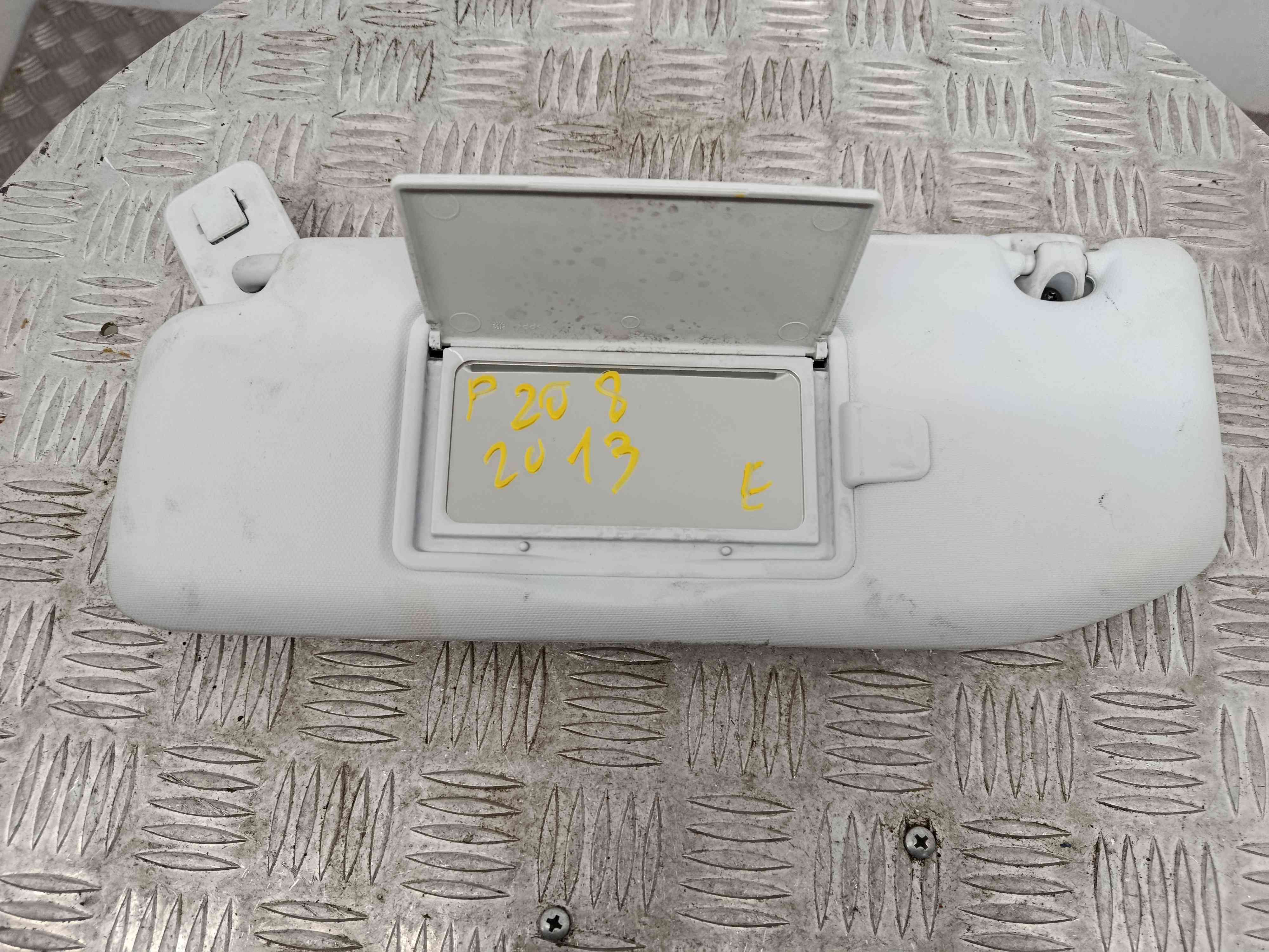 Pála de Sol Esquerda  - PEUGEOT 208 I (CA_, CC_)-38525369