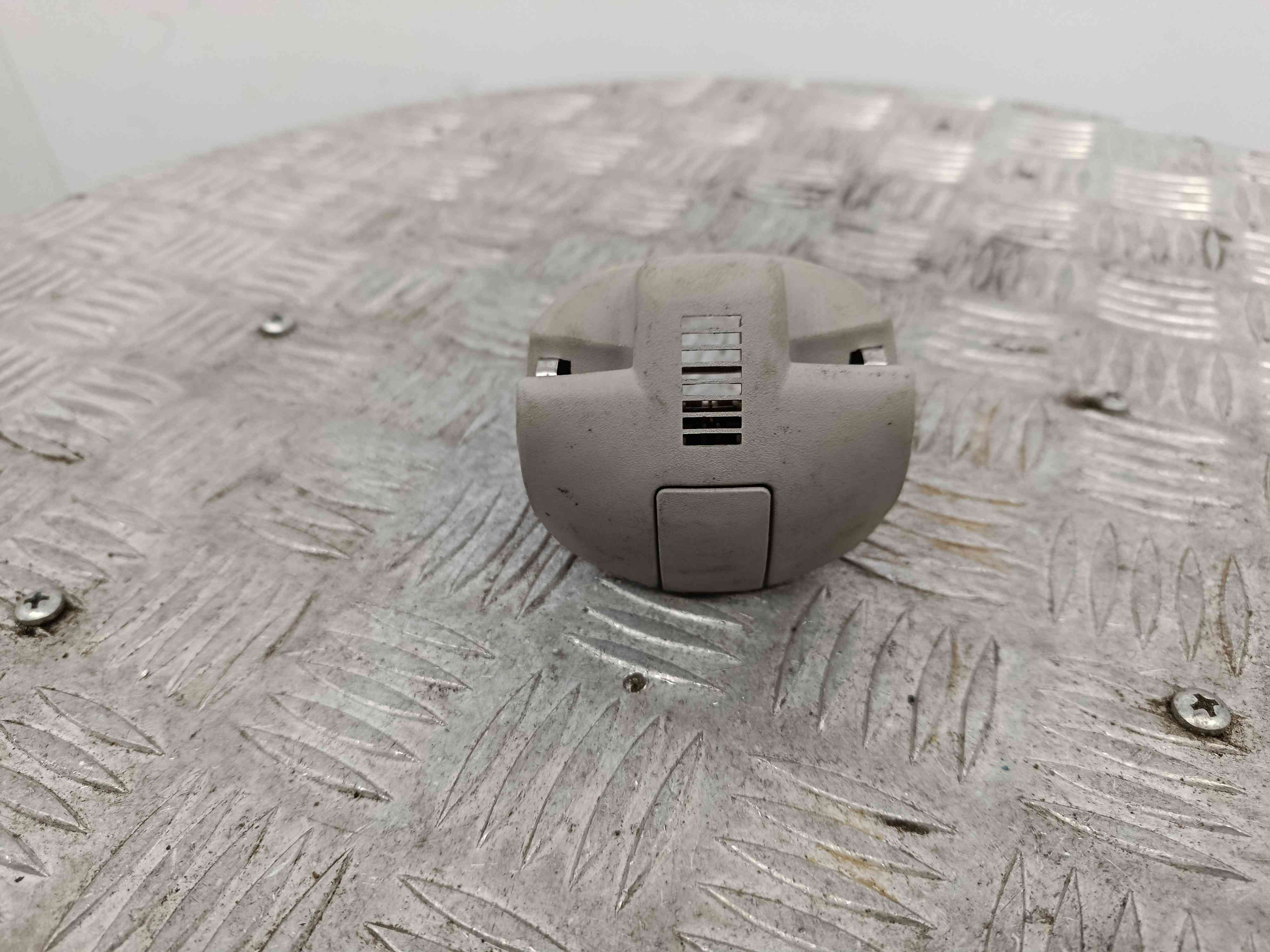 Suporte Pala Sol 8200356884 - RENAULT CLIO III (BR0/1, CR0/1)-38526539