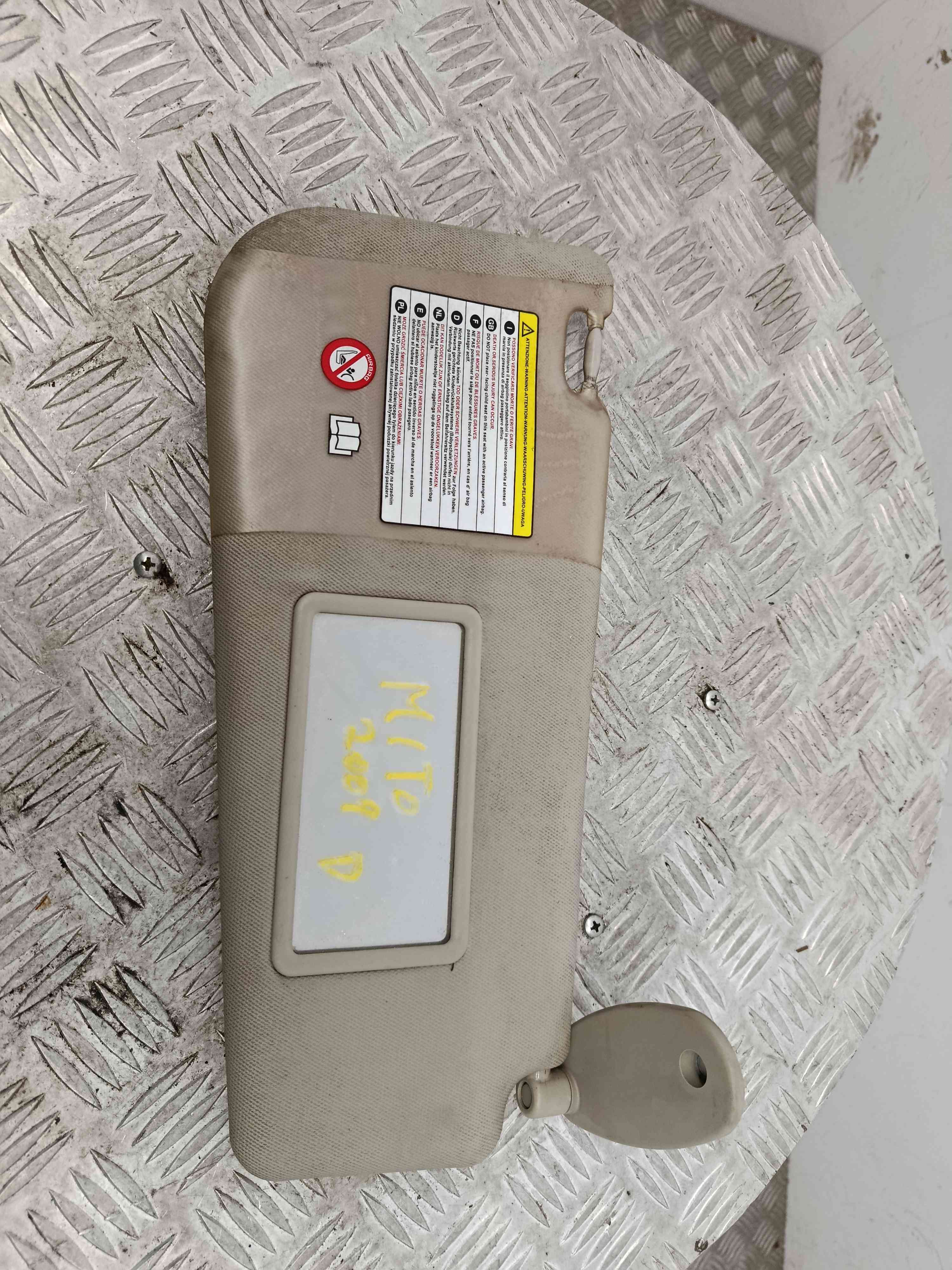 Pála de Sol Direita  - ALFA ROMEO MITO (955_)-38526833