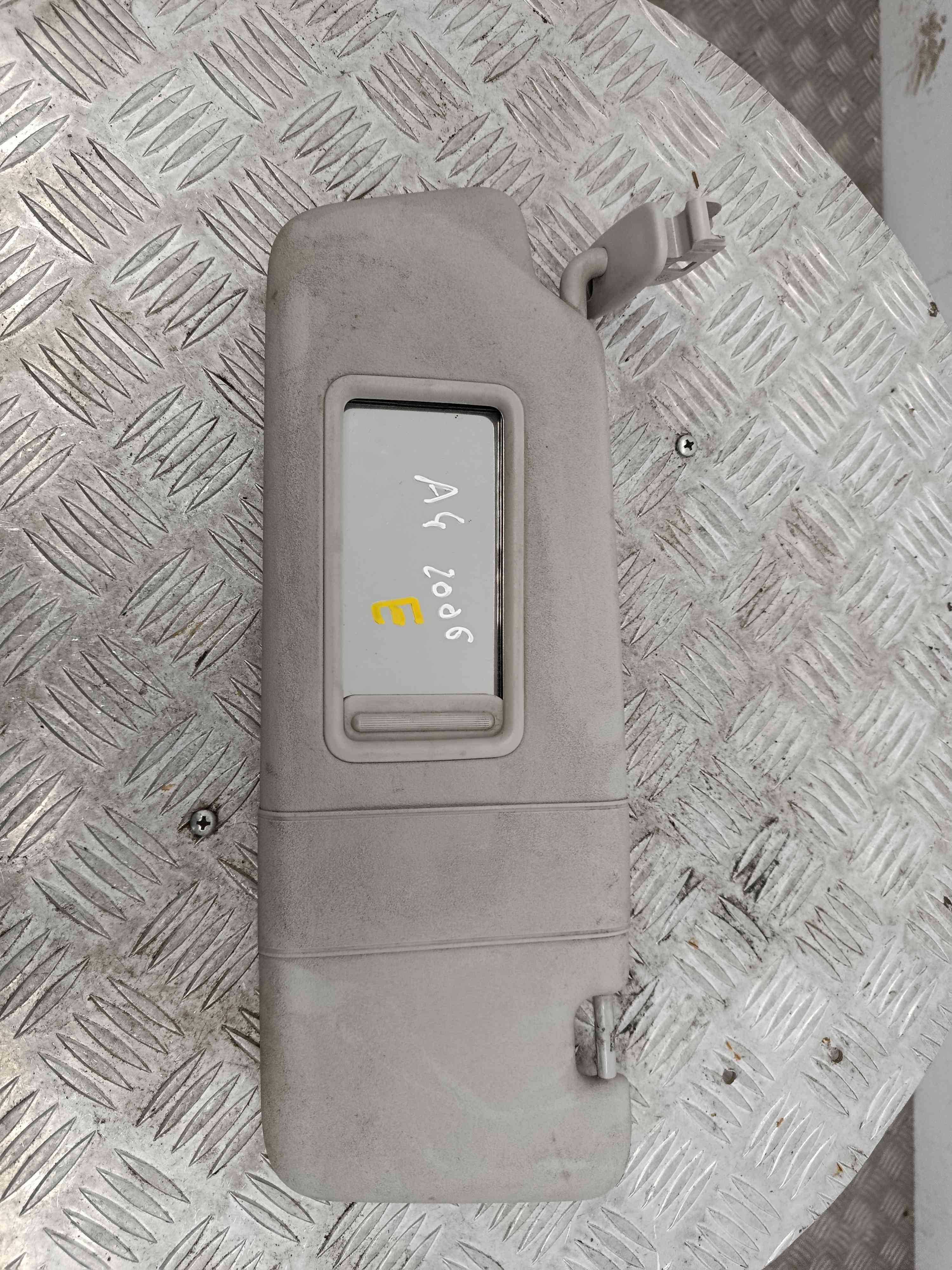 Pála de Sol Esquerda 8E0857551 - AUDI A4 B7 (8EC)-38527055