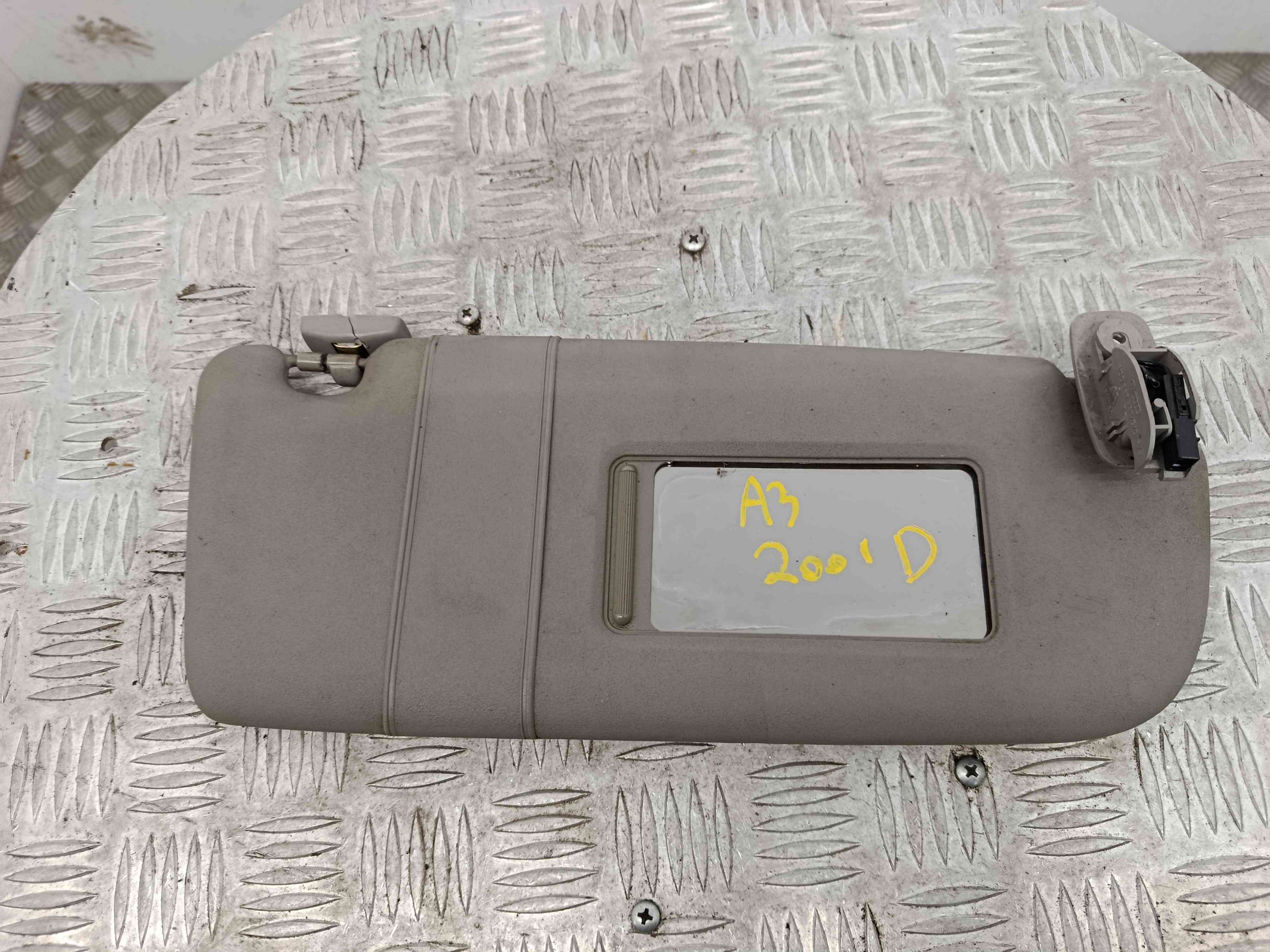 Pála de Sol Direita 8D0857552 - AUDI A3 (8L1)-38527209