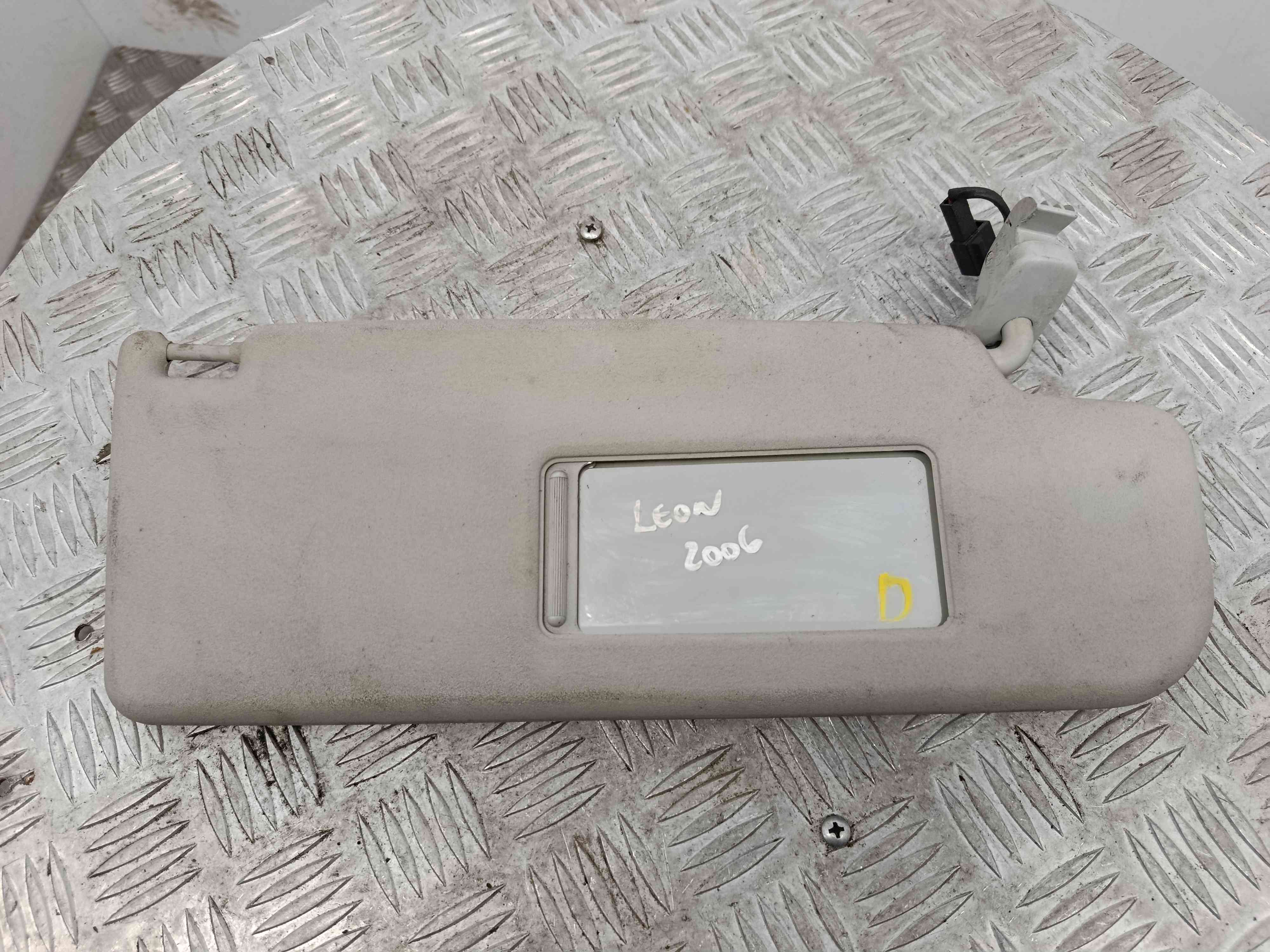 Pála de Sol Direita 5P0857552A - SEAT LEON (1P1)-38527767