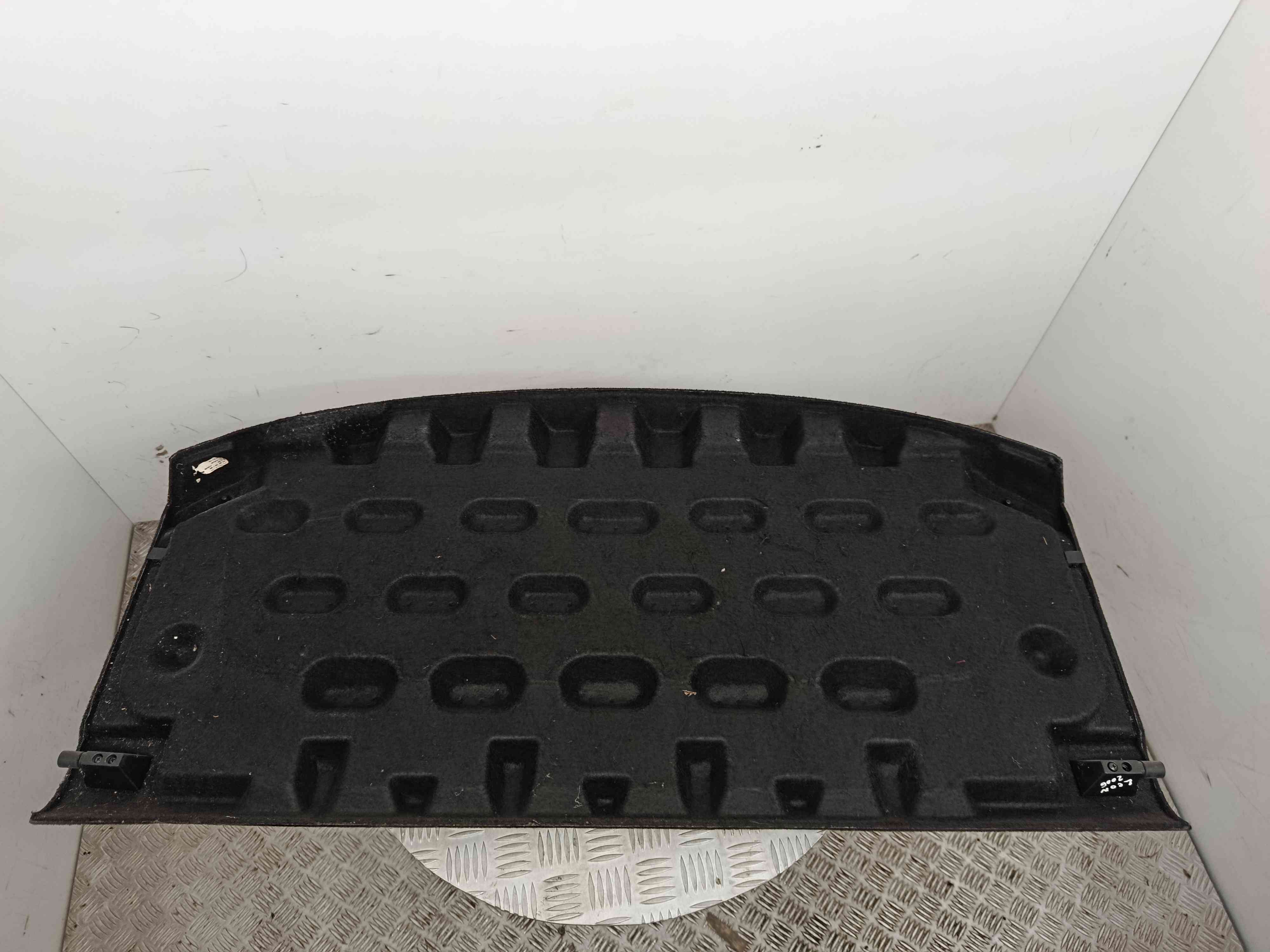 Chapeleira / Tampo da Mala 1P0867769C - SEAT LEON (1P1)-38643622