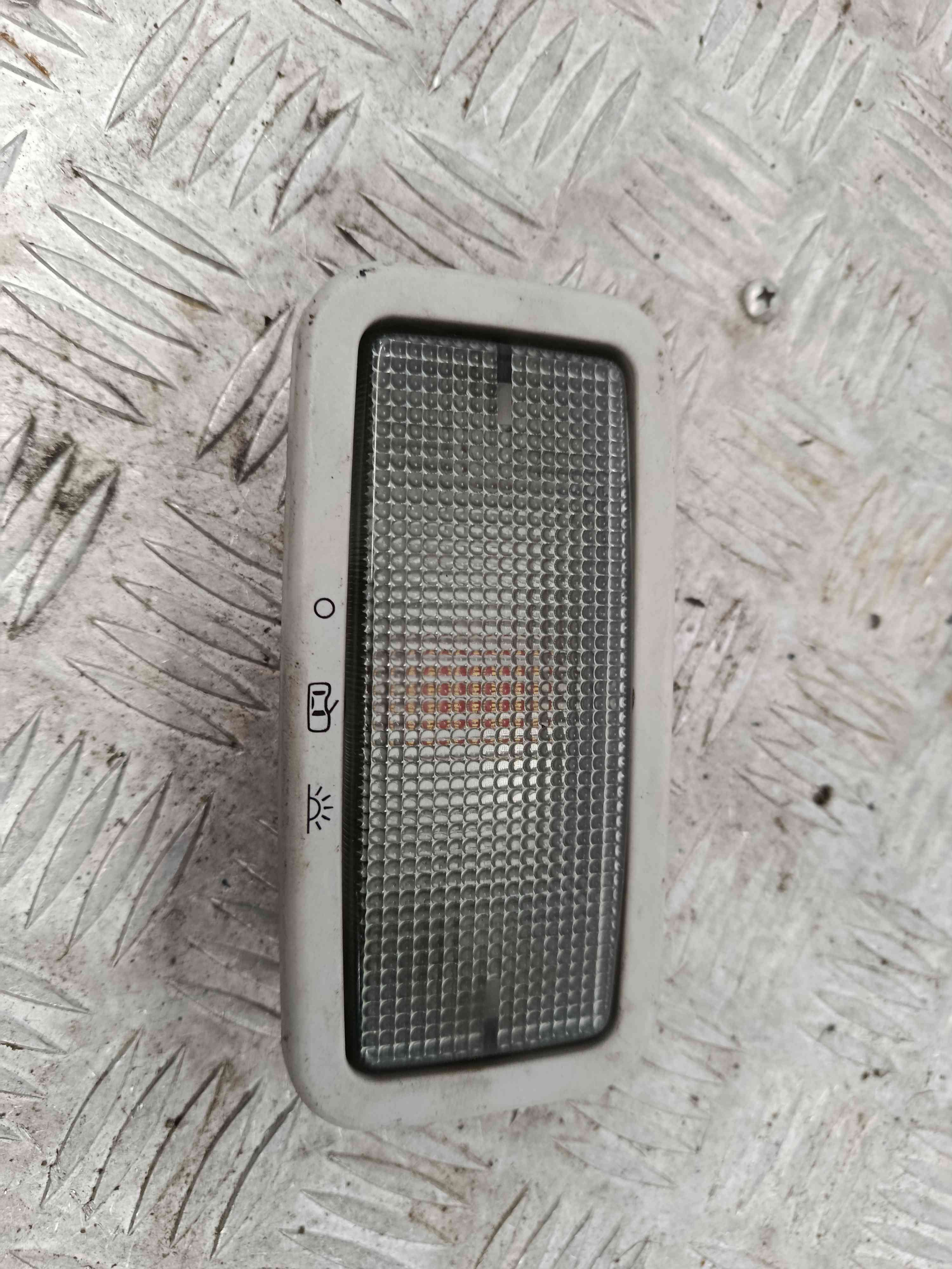 Plafonier Frente 6N0947105E - VW POLO III (6N1)-38677053