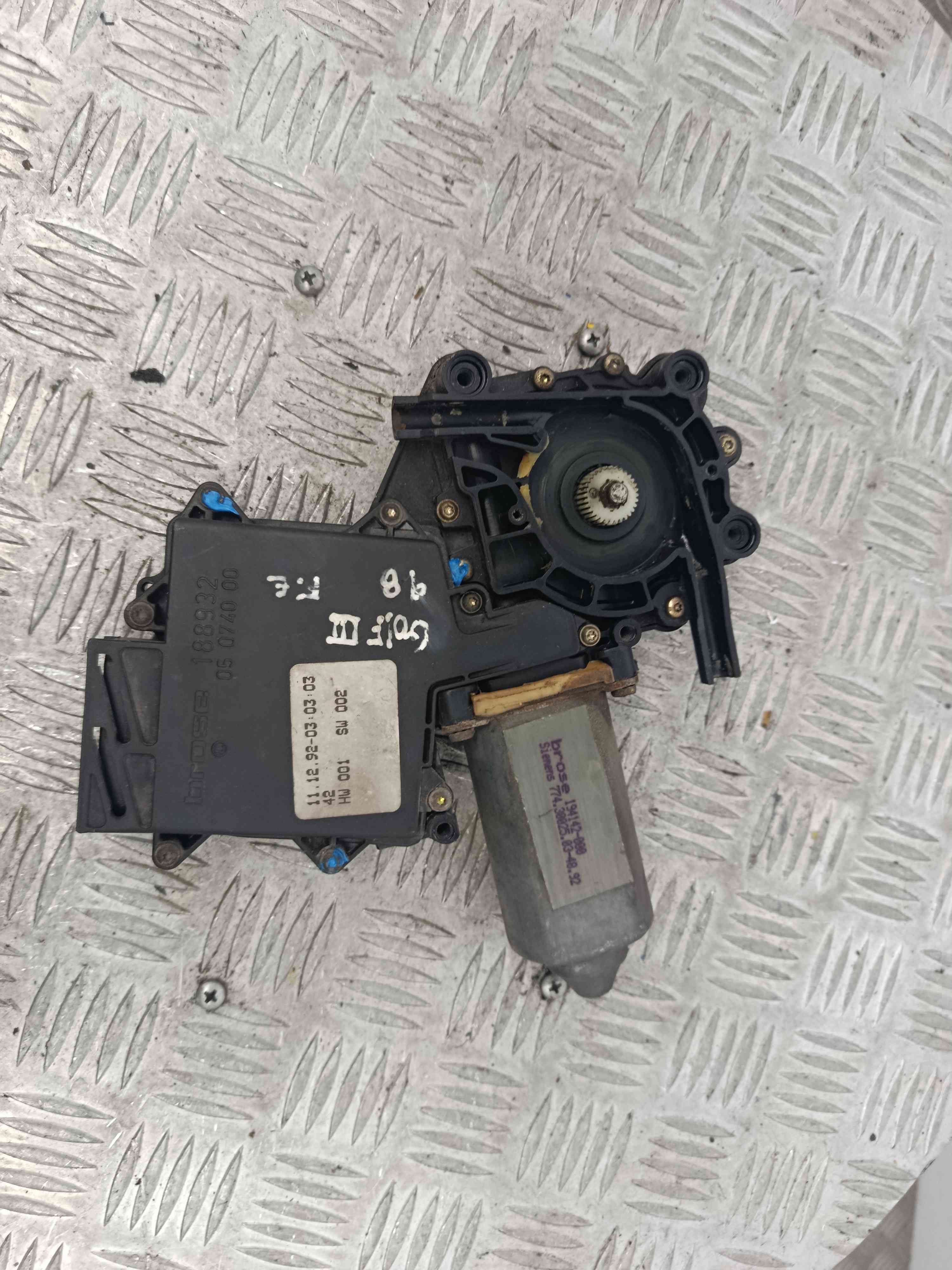 Motor Elevador de Vidro Frente Esquerdo 194142000 - VW GOLF III (1H1), GOLF Mk III (1H1)-38811762