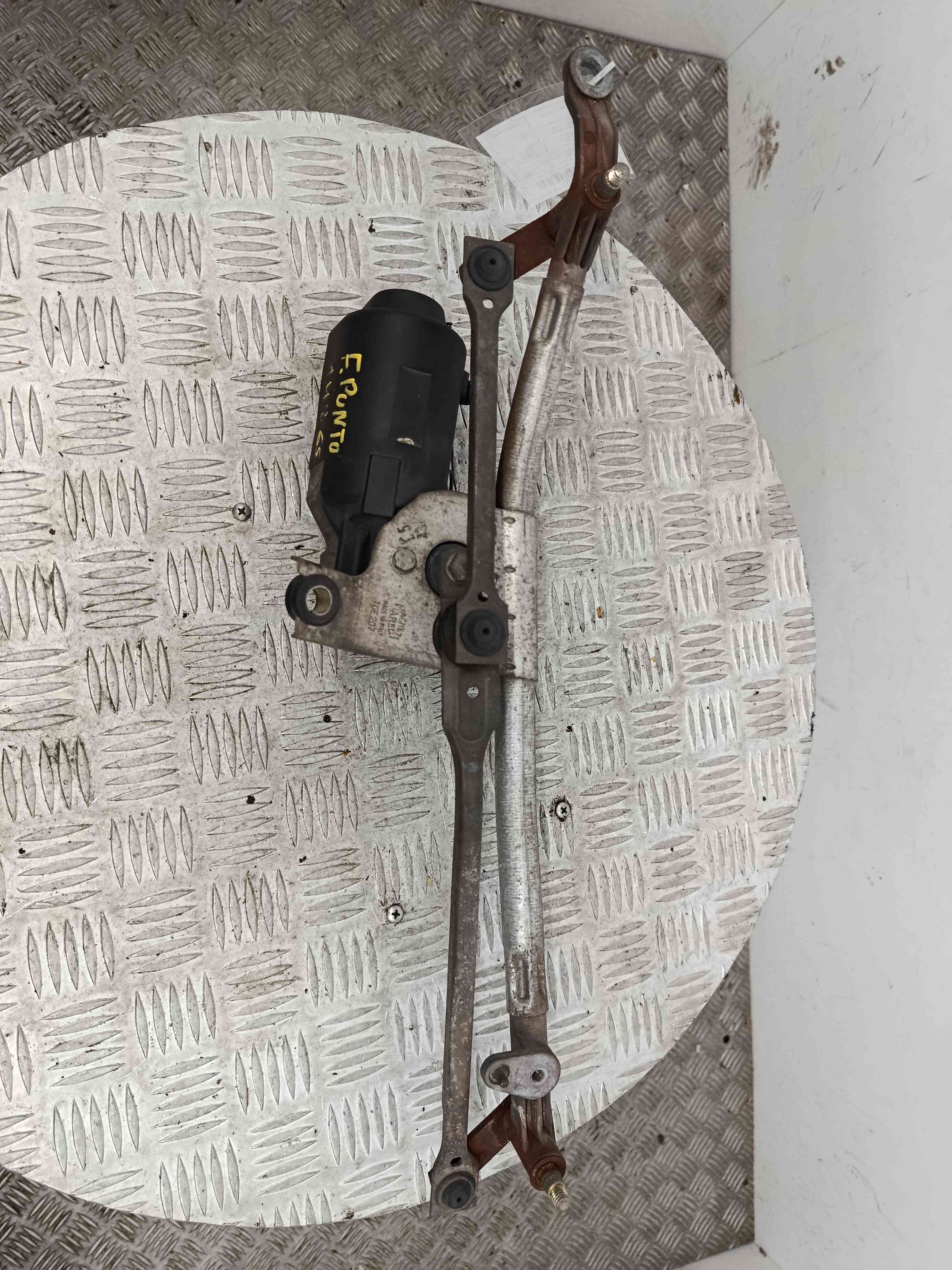 Motor Limpa Vidros Frente TGE423 - FIAT PUNTO (176_)-38816383